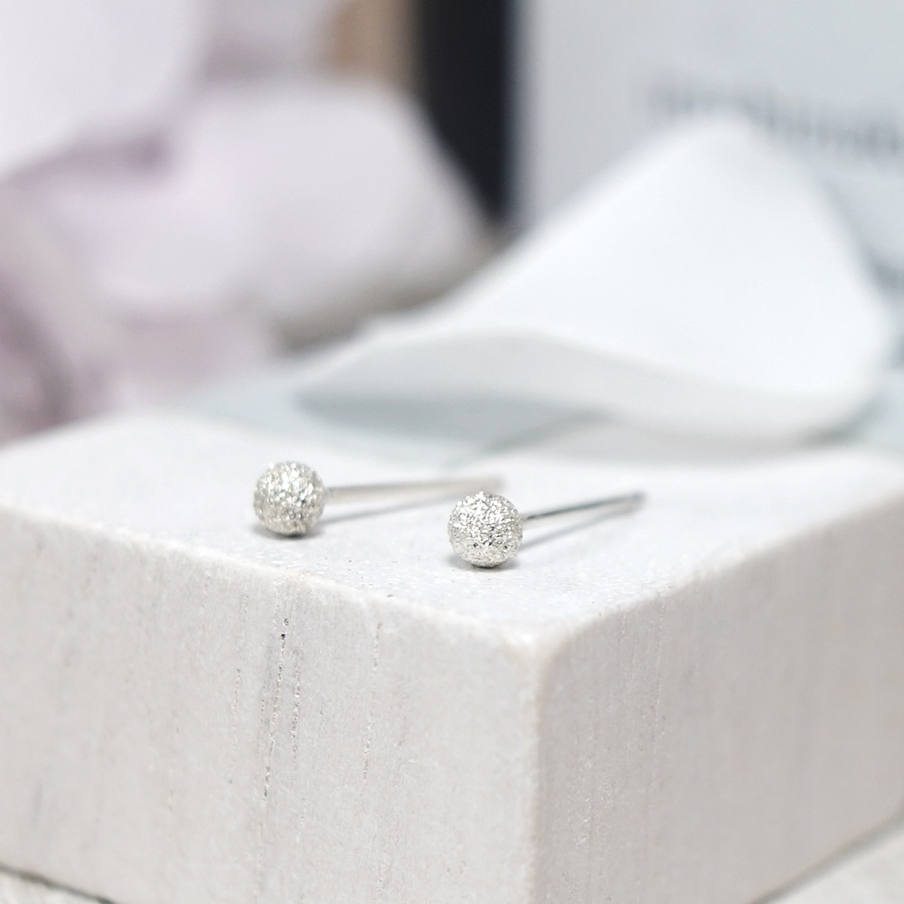 極簡銀珠耳環 霧砂質感圓珠 925純銀針式耳環