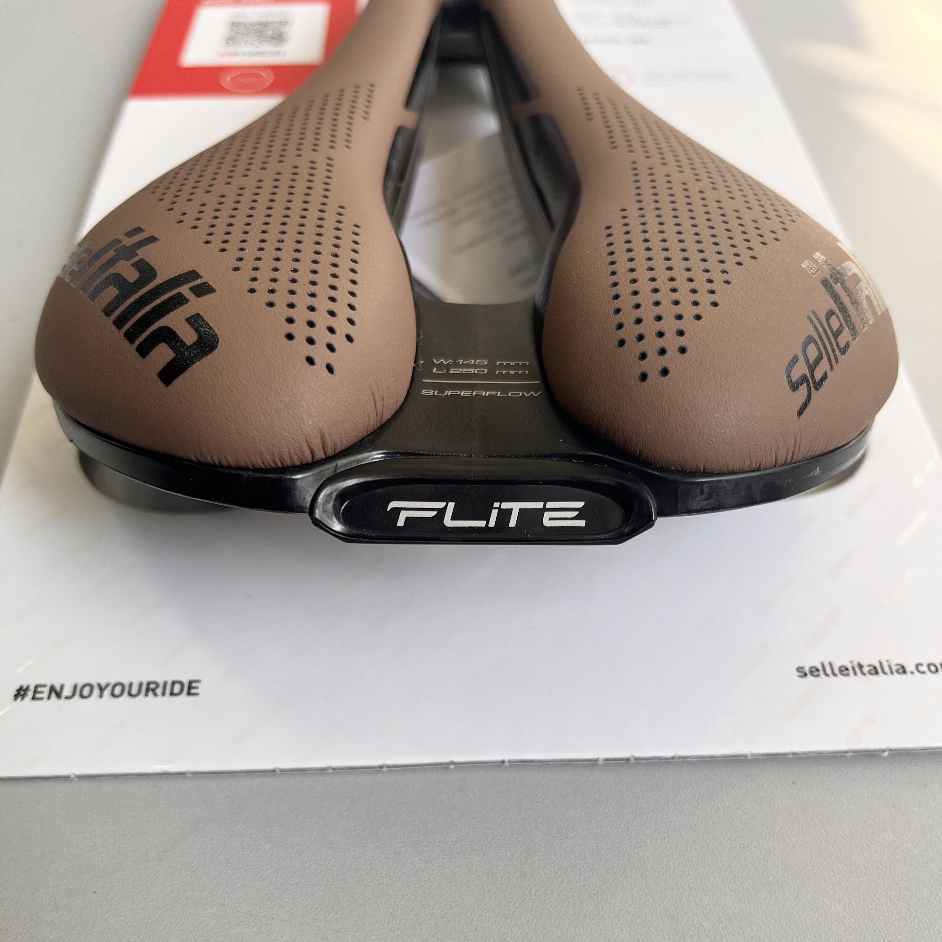Selle Italia Flite Boost Gravel TI316 Superflow Saddle Selle Italia Flite Boost Gravel TI316 Superflow Saddle