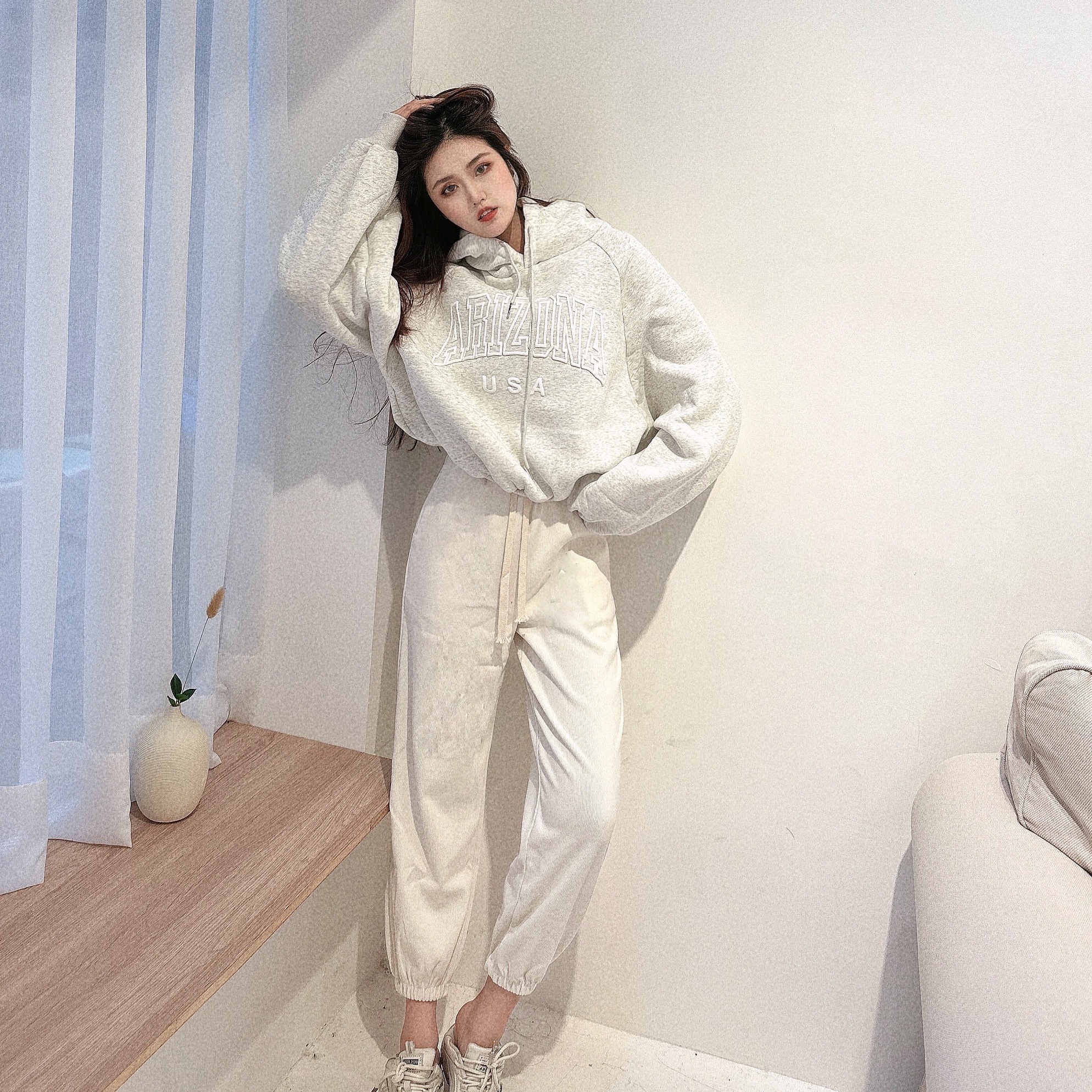 美式字母膠印刷毛帽T/三色