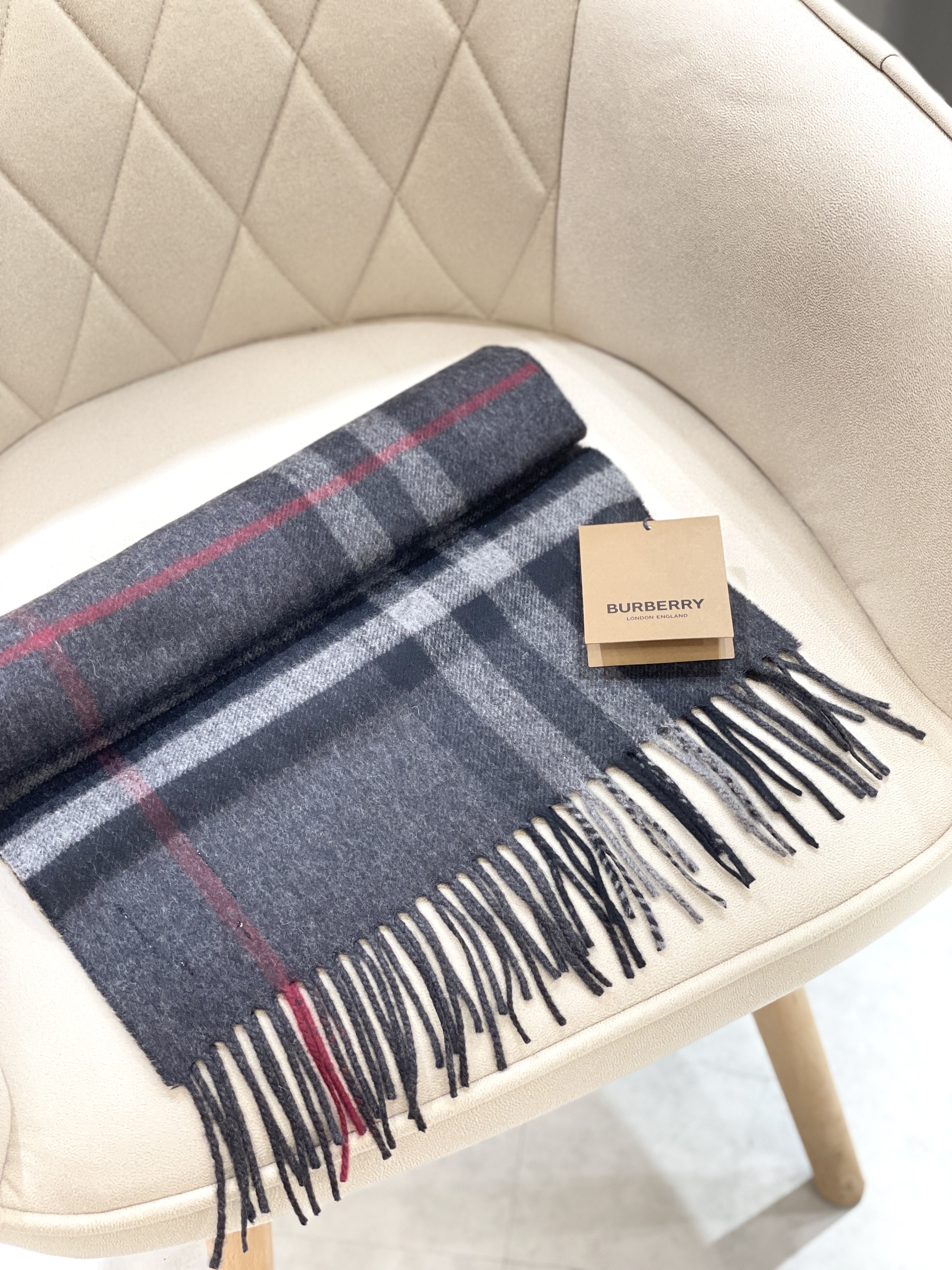 BURBERRY Check Cashmere Scarf