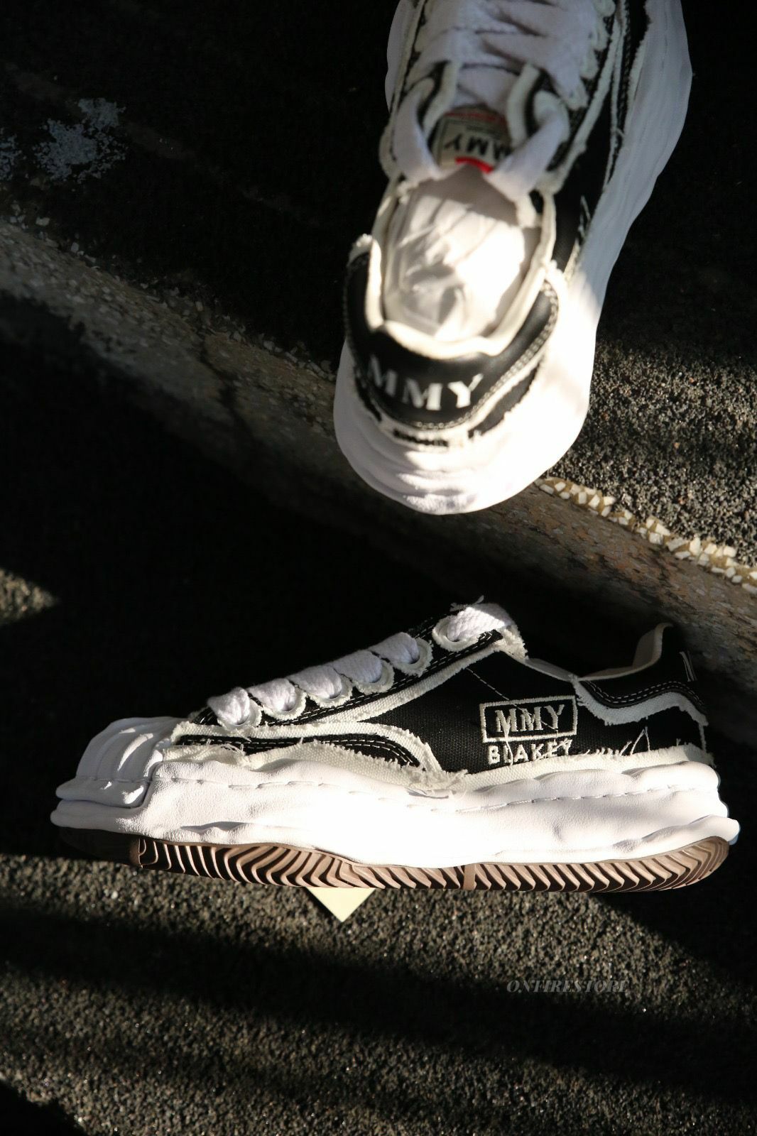 {現貨} MMY MAISON MIHARA YASUHIRO BLAKEY Broken “Black/White”