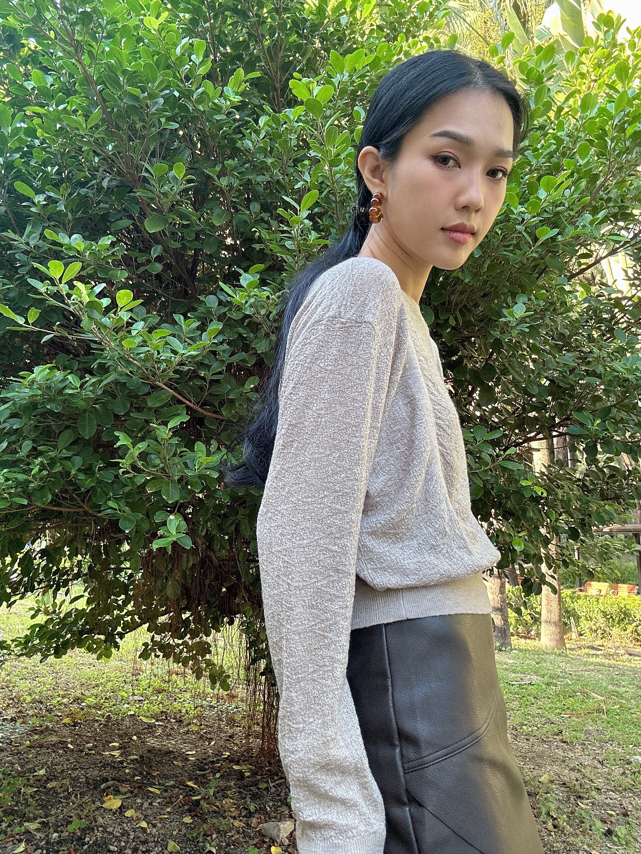 兩側束薄針織線衫