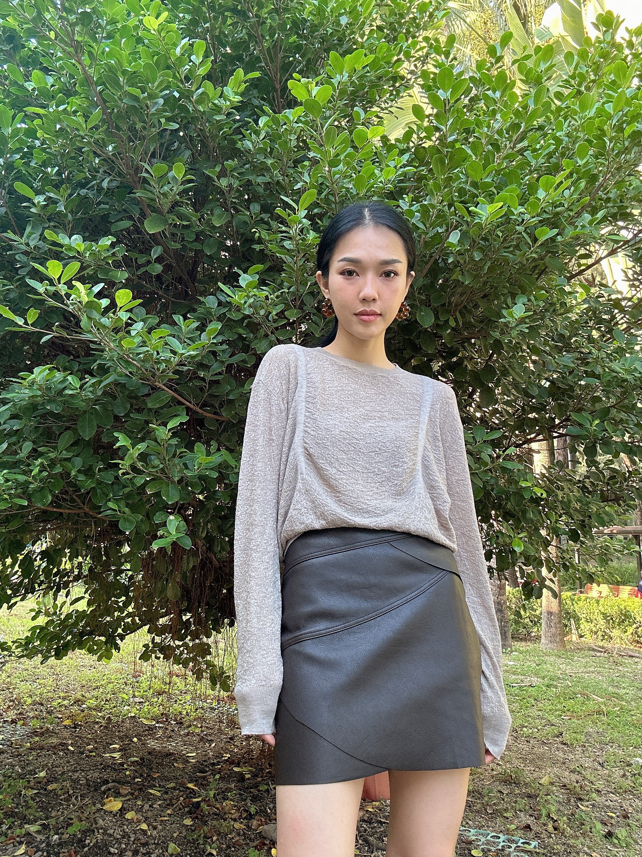 兩側束薄針織線衫