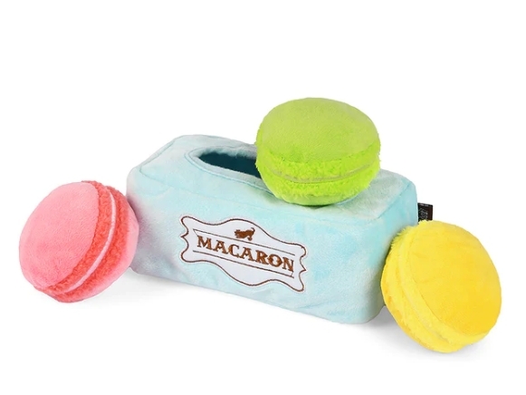 PLAY - Pup Cup Cafe - Macarons