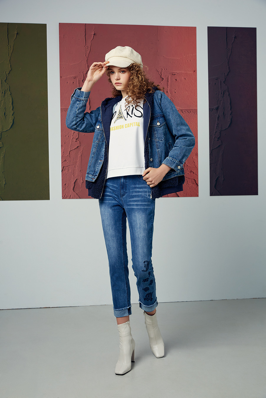 異材拼接珍珠毛帽造型牛仔外套R6671