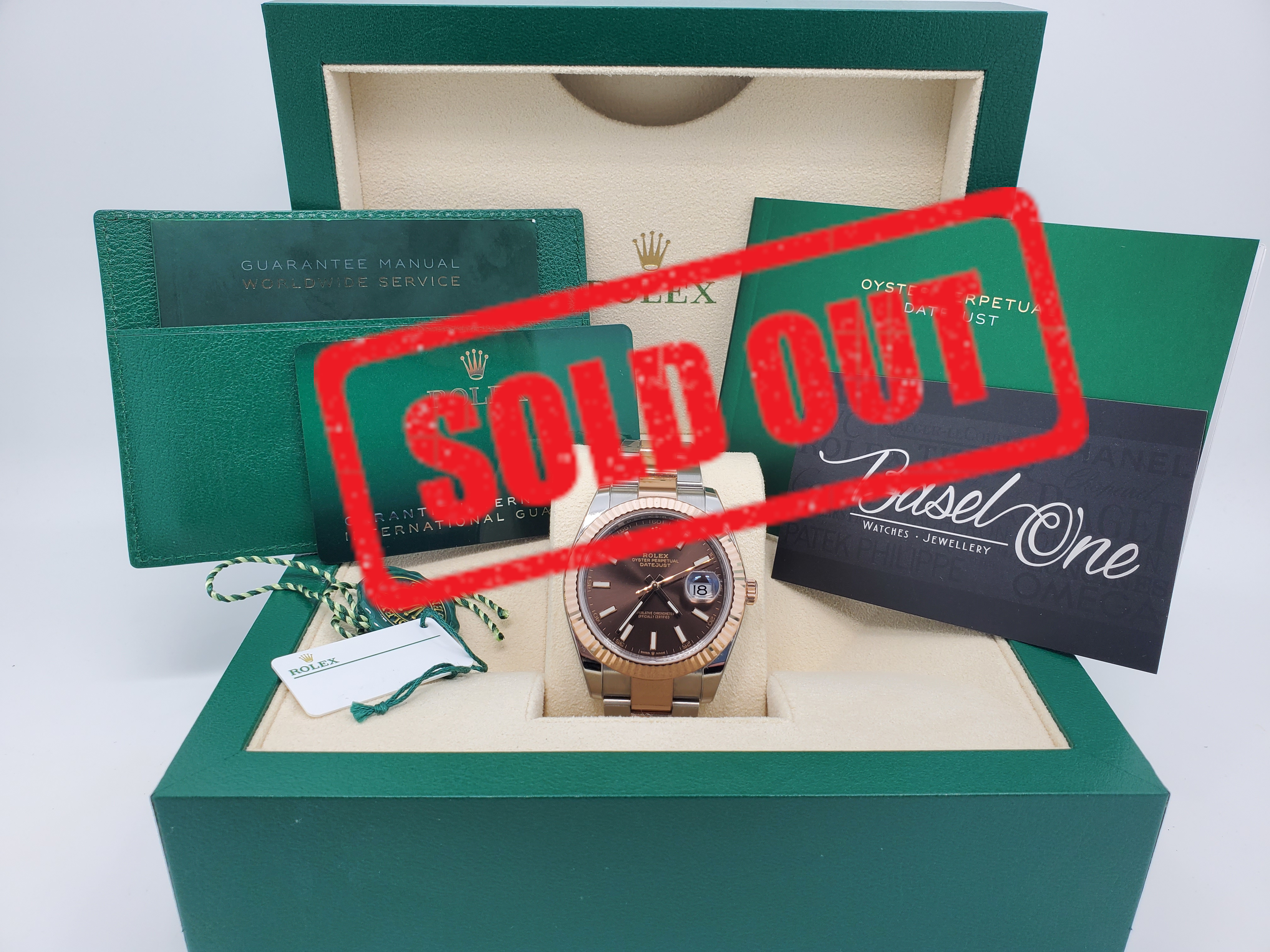 PRE-OWNED ROLEX 126331 CHOCOLATE DIAL DATEJUST 41 OYSTER STRAP ROSE GOLD STEEL