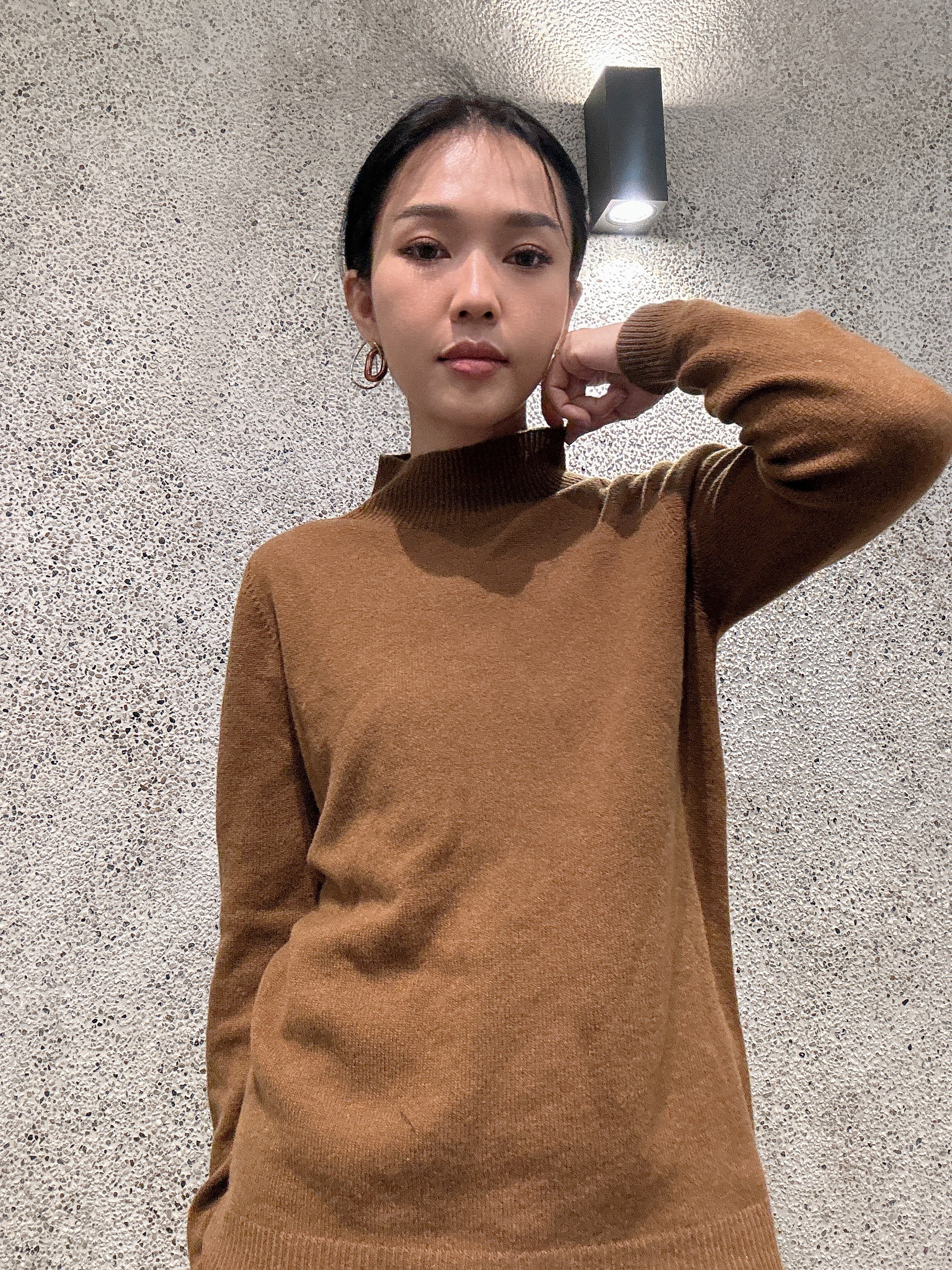 小企領薄線淨色冷衫