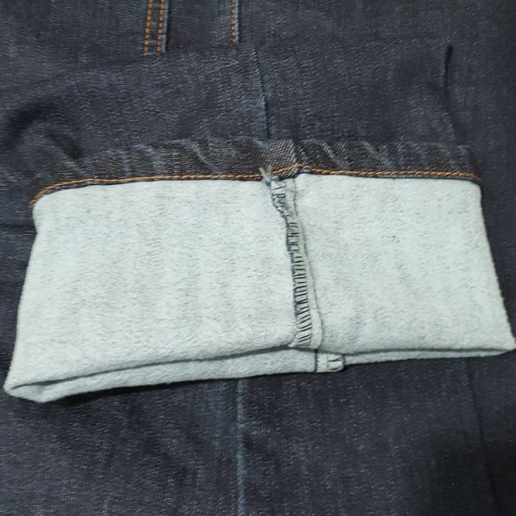 甄褲｜輕刷毛彈性深藍色牛仔褲｜中腰小直筒・禦寒保暖・台灣製造（28~39 吋）免費改長