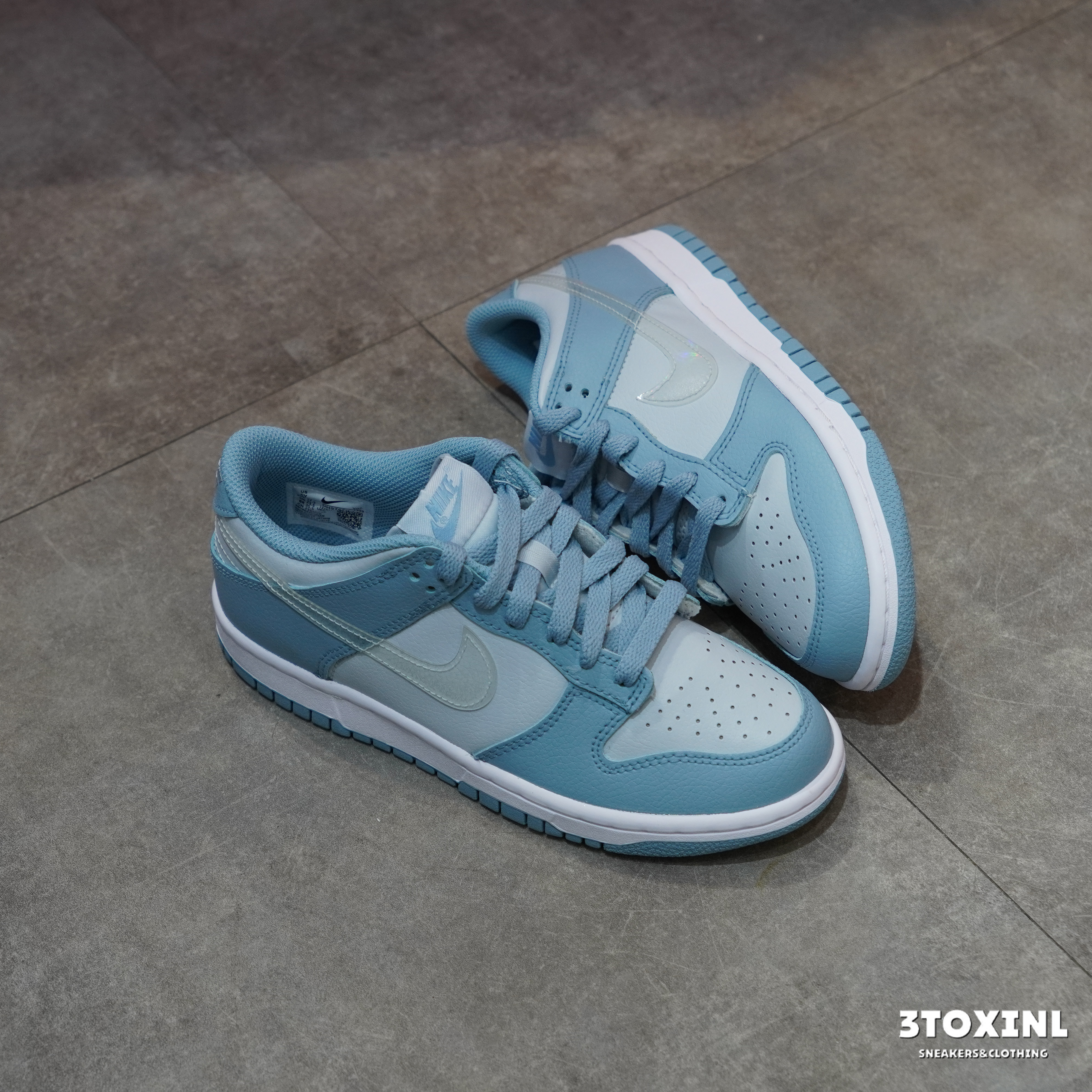 nike dunk blue clear