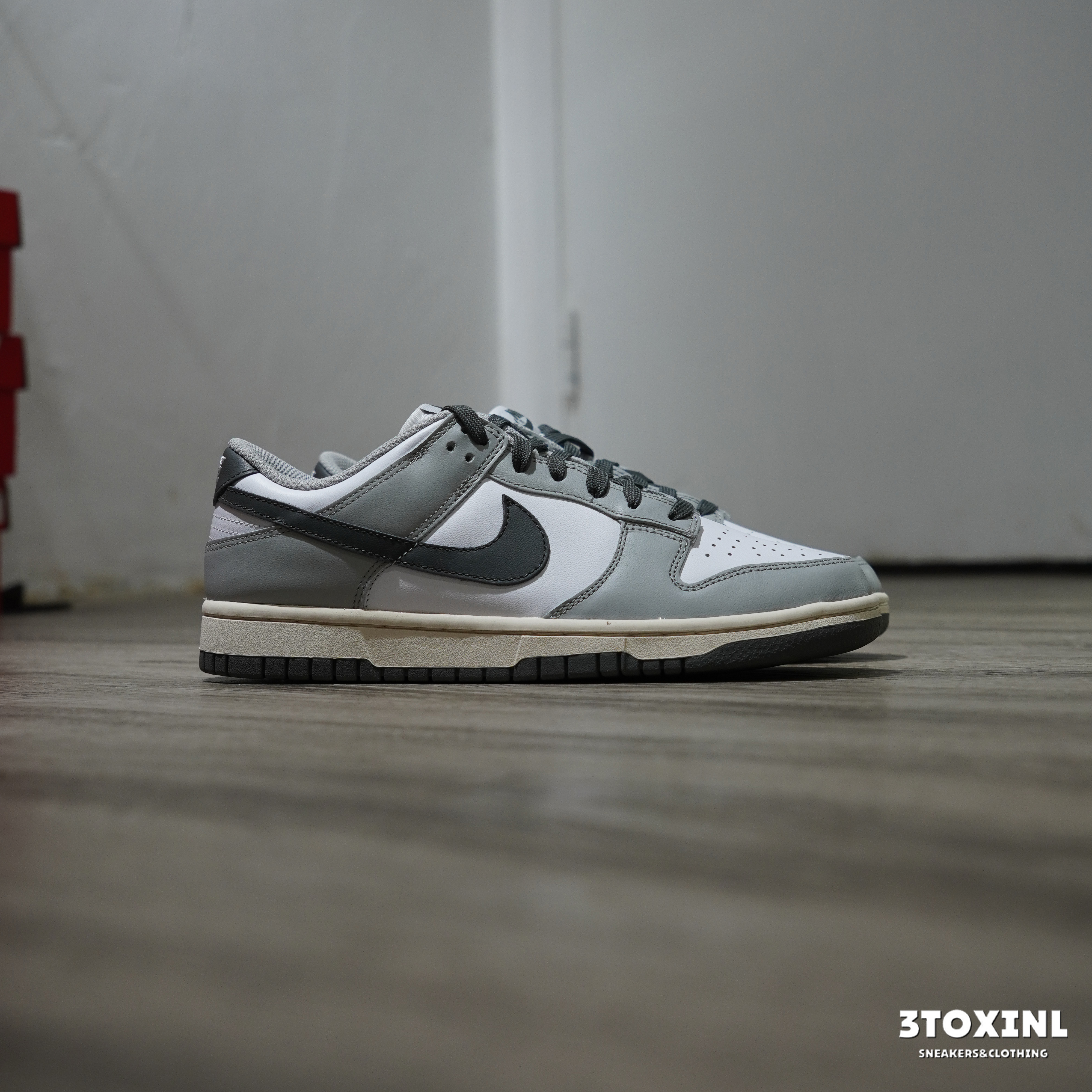 (現貨) Nike Dunk Low - Light Smoke Grey
