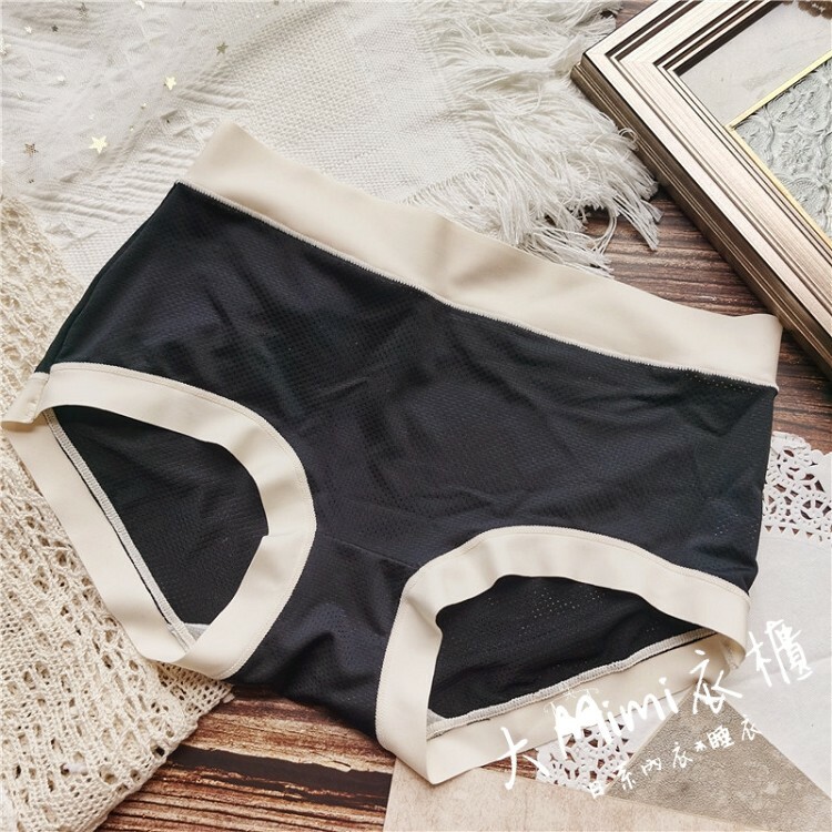 撞色無痕內褲