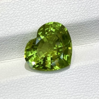 橄欖石 6.01ct 天然