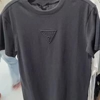[S] GUESS UNISEX TRIANGLE EMBO SHORT SLEEVE TEE,BLACK, NM2K0366-BLK (SGU297)