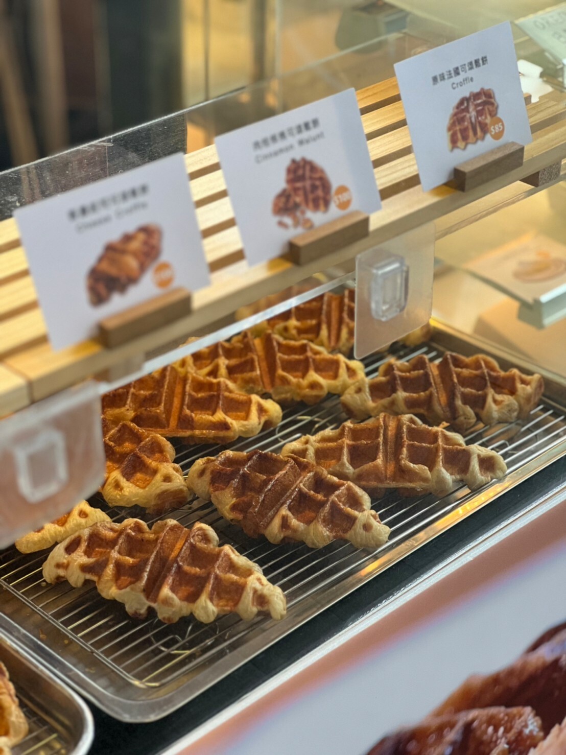 快閃店 快閃櫃 popupstore 台北 南西誠品 誠品 美食 網路美食 推薦 巴斯克蛋糕 鬆餅 可頌 可頌鬆餅