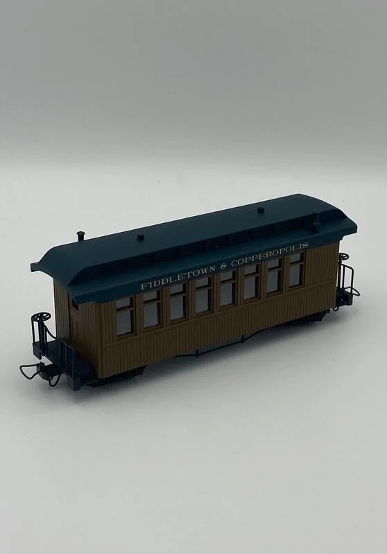 Minitrains 5161 HOe規 F&C 客車廂