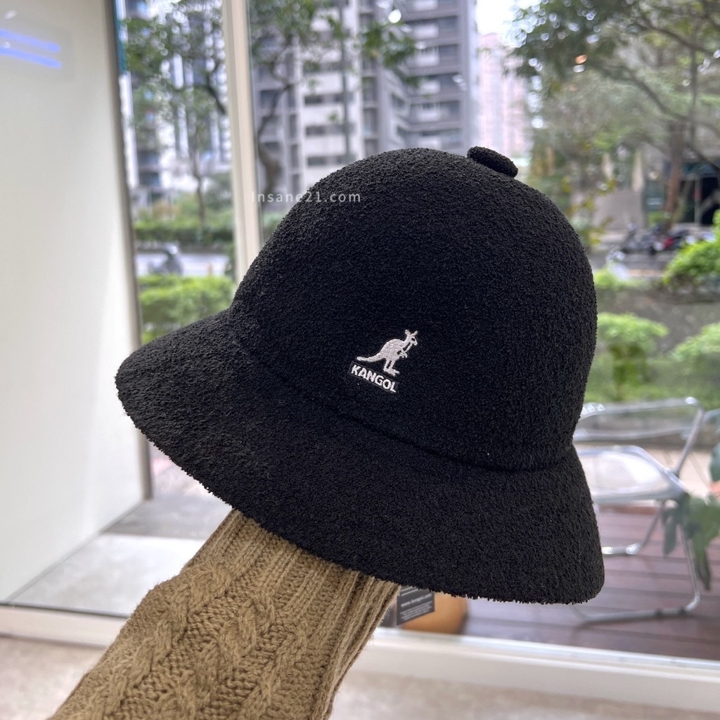 Kangol hot sale bermuda casual