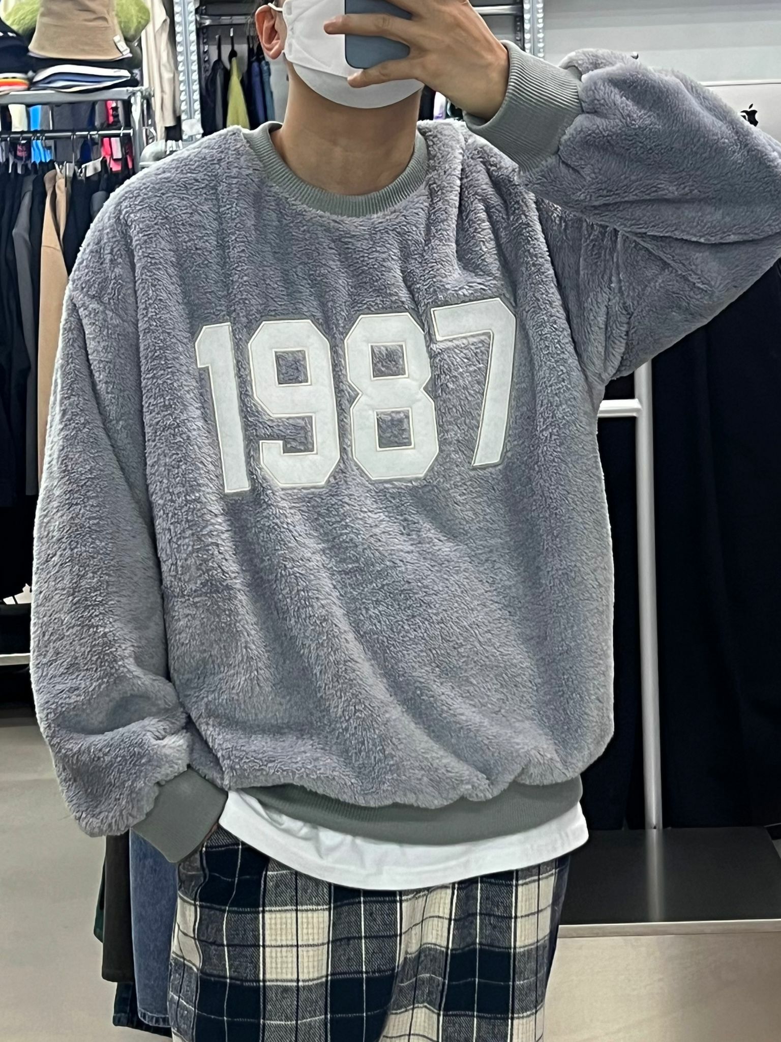 1987毛毛衛衣 T4326