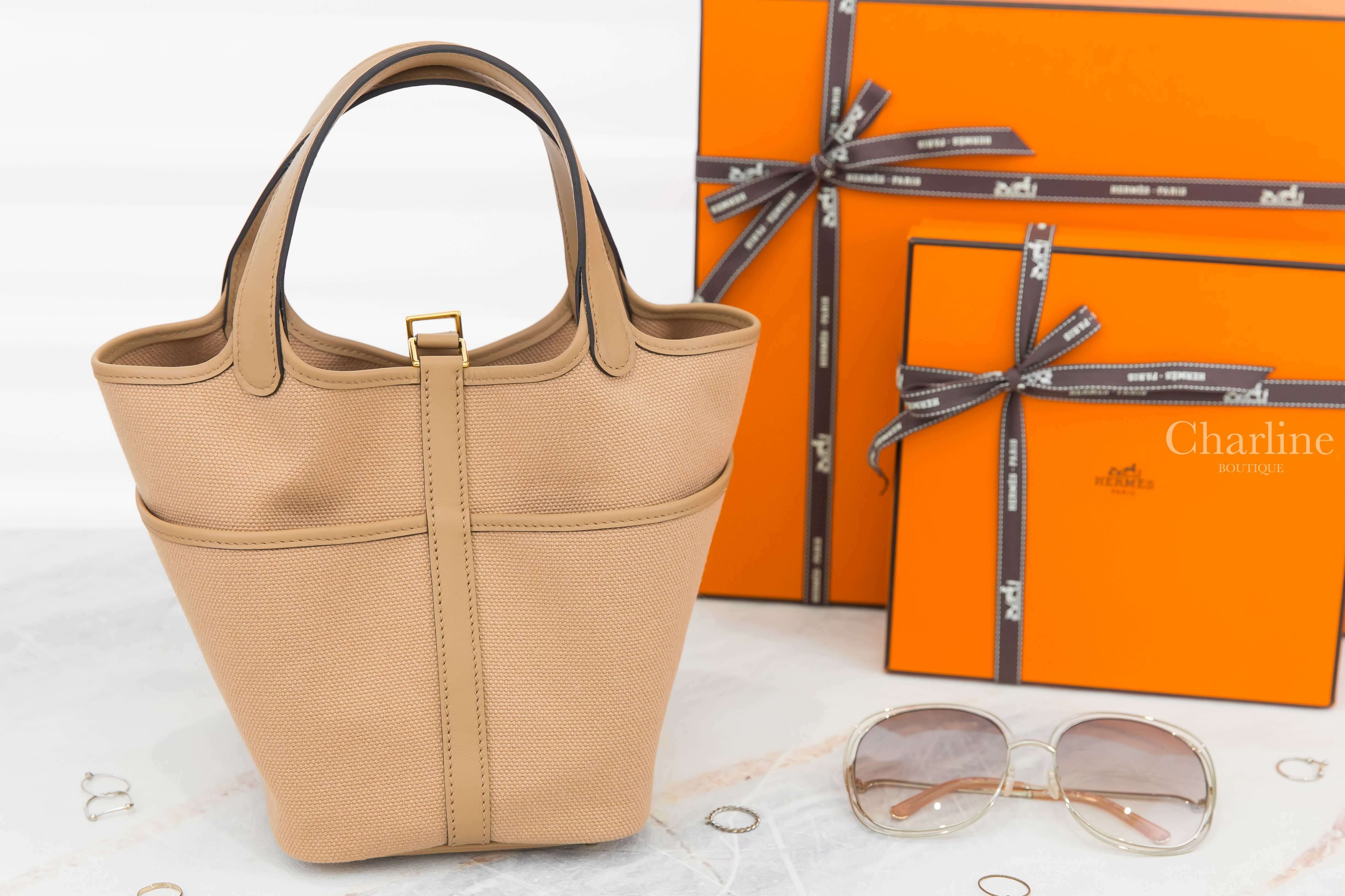Hermès Picotin Lock 18 Pocket Bag 0M Chai Goeland Canvas / Swift U刻馬薩拉茶色帆布拼牛皮金釦小型提把水桶包-Charline Boutique 精品代購