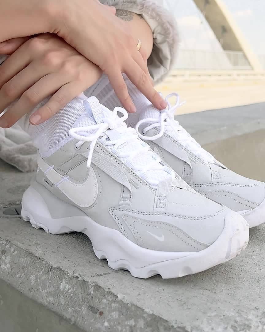 NIKE TC 7900 霧灰 FB8941-043