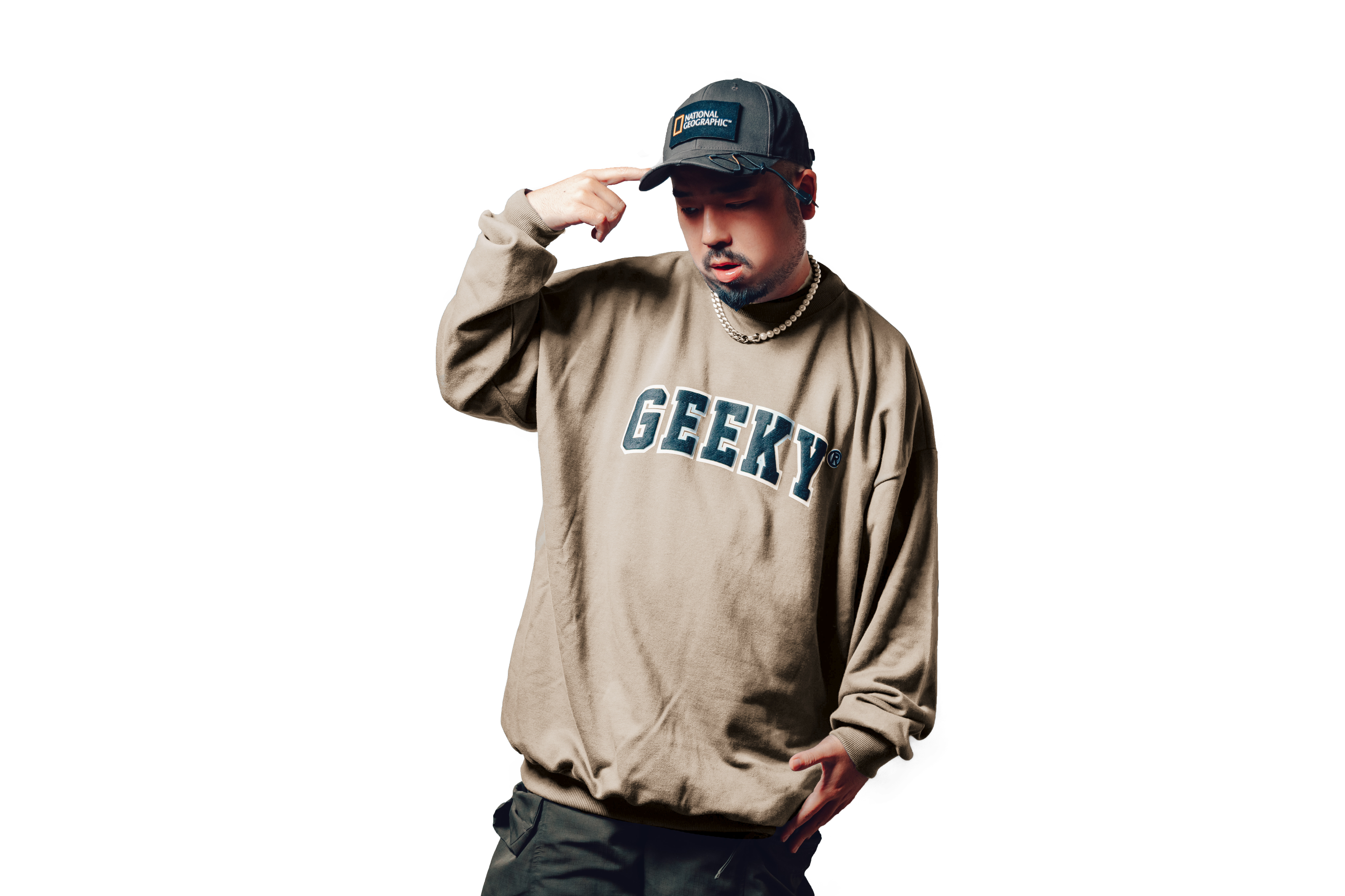 GEEKY 發泡大學T-卡其