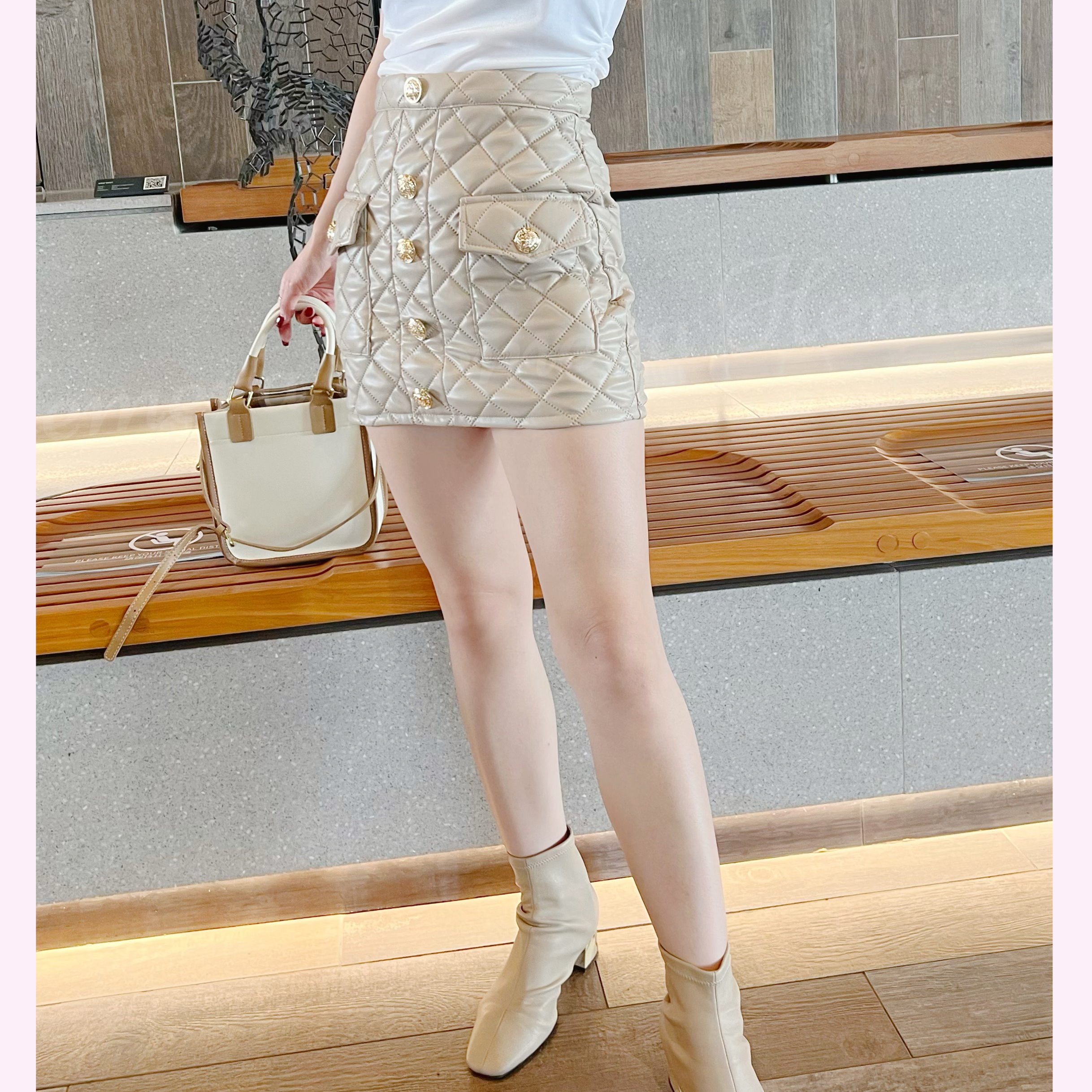 SK22W1235 小香風菱格仿皮性感包臀裙