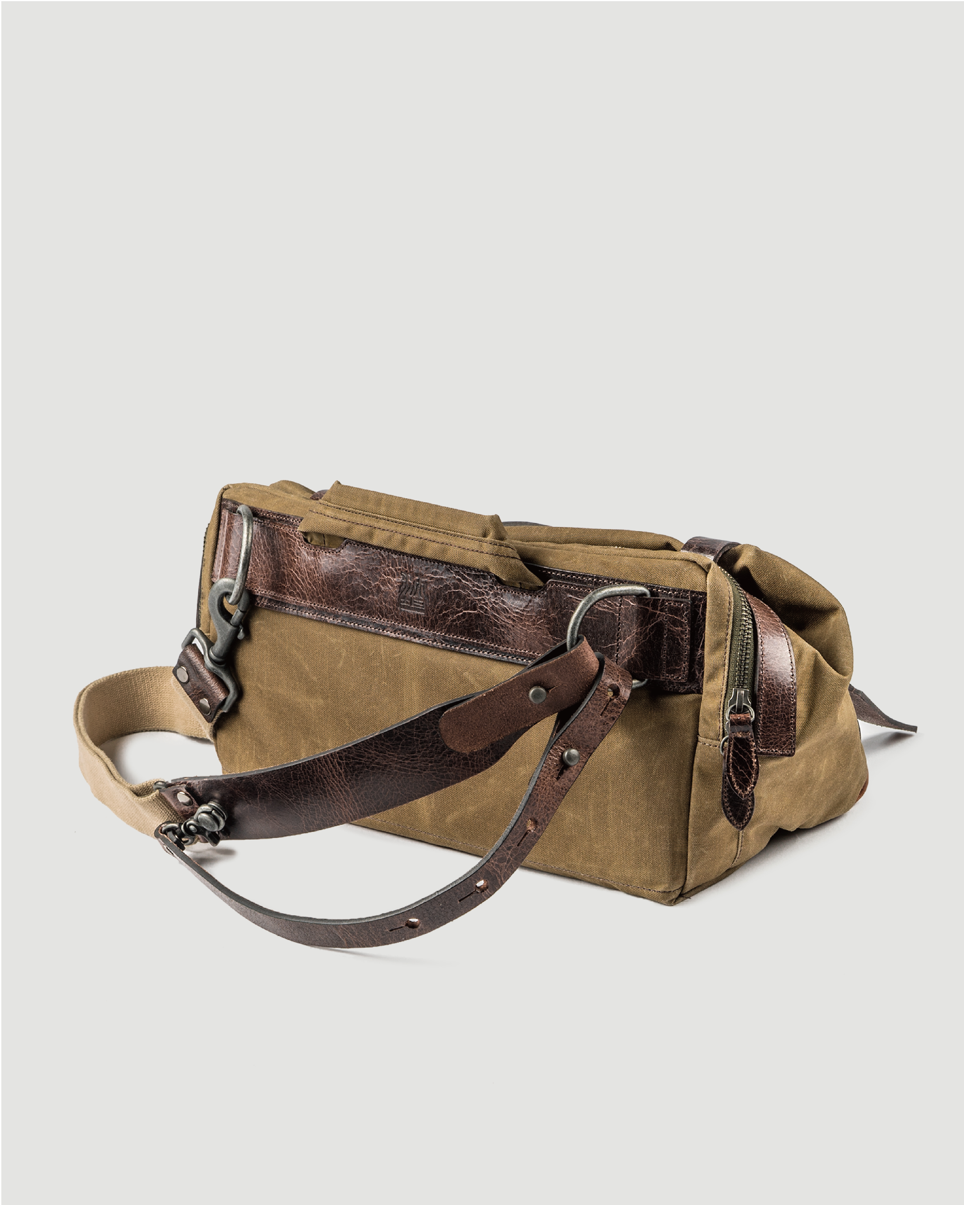 【沃坦】EASY RIDER 逍遙騎士單肩包 9.5L 卡其褐色