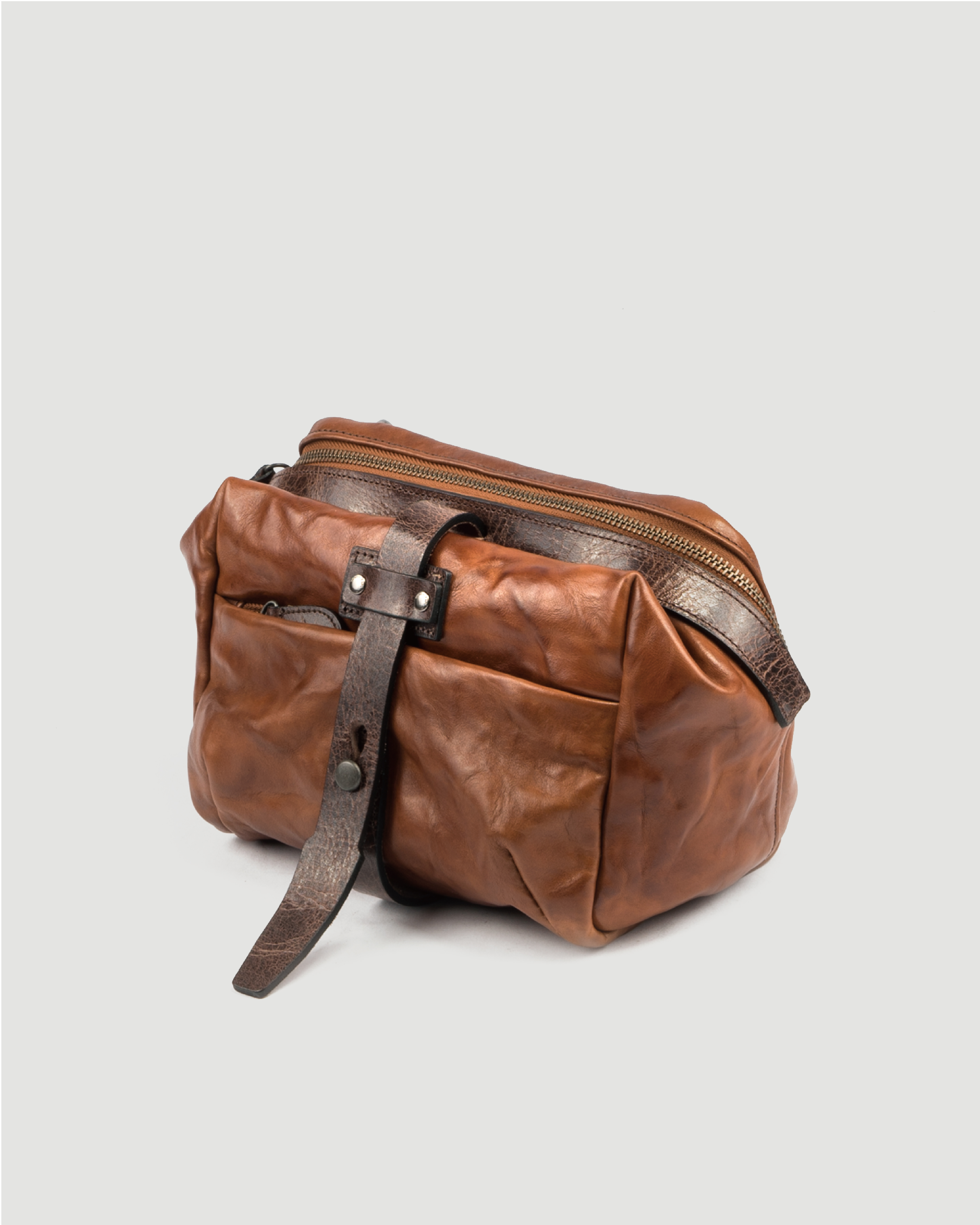 【沃坦】MINI RIDER 迷你騎士植鞣皮革 3.5L 單肩包 / 褐色全皮款