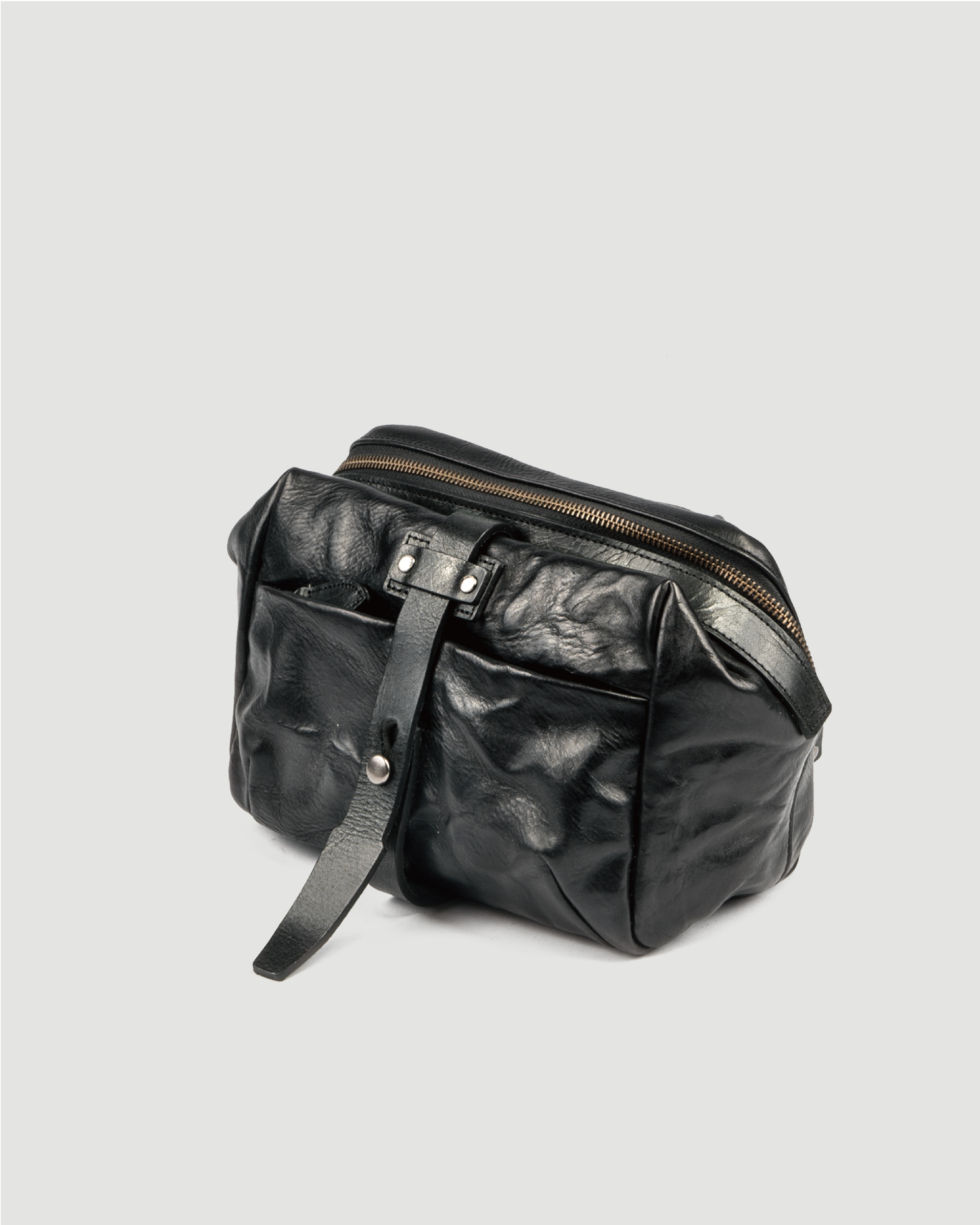 【沃坦】MINI RIDER 迷你騎士植鞣皮革 - 3.5L 單肩包 / 黑色全皮款