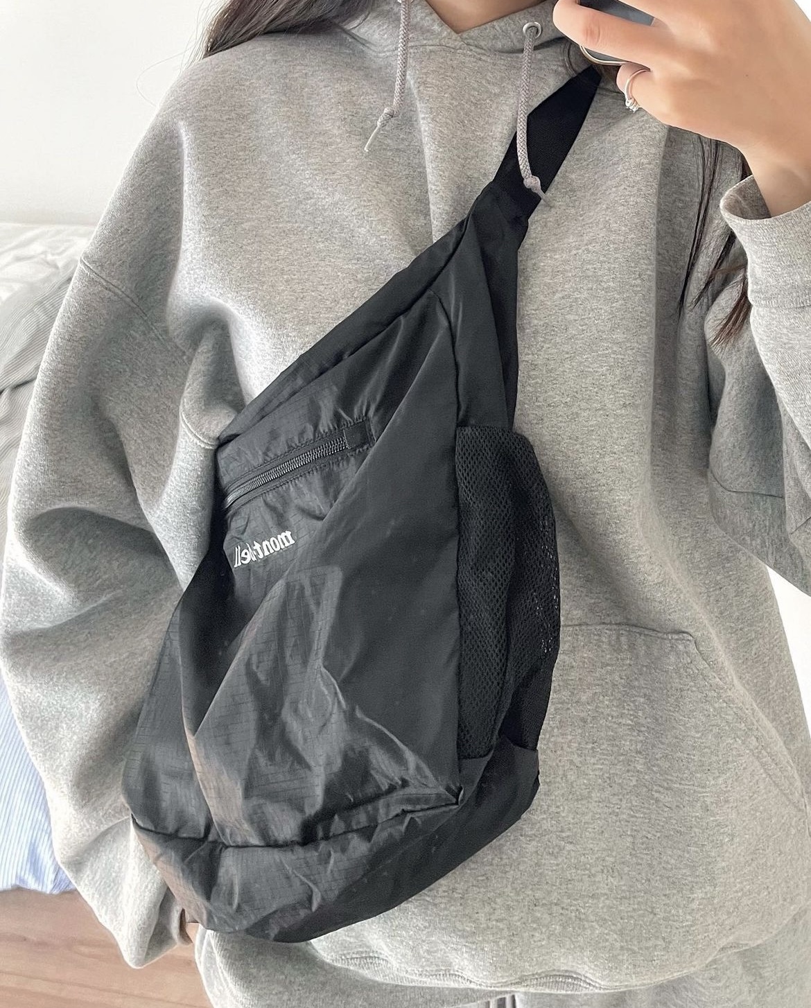 現貨┃日本 mont-bell montbell 輕量 尼龍 口袋 收納 側背包 肩背包