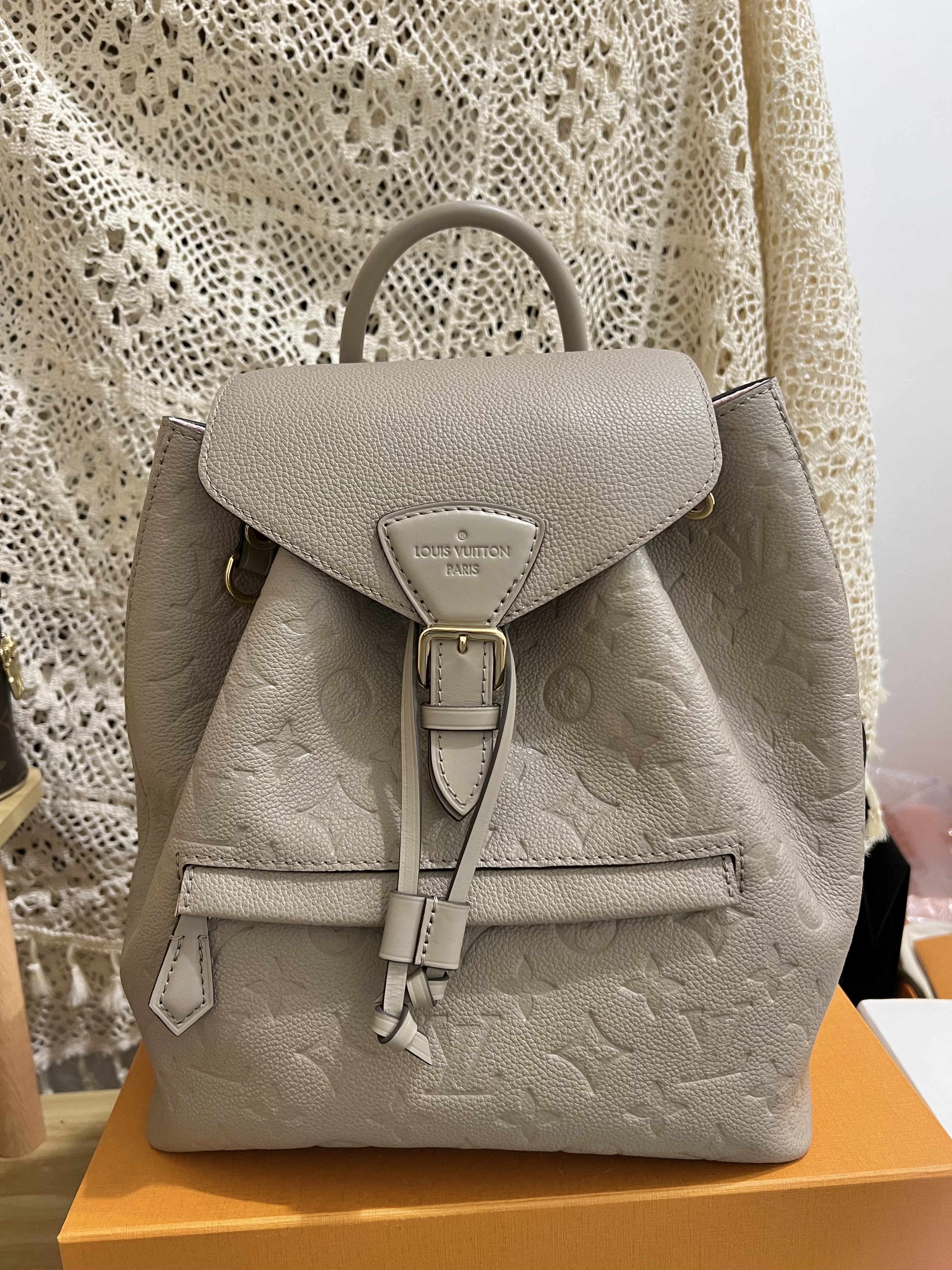 *Unused* LV Montsouris Backpack PM size