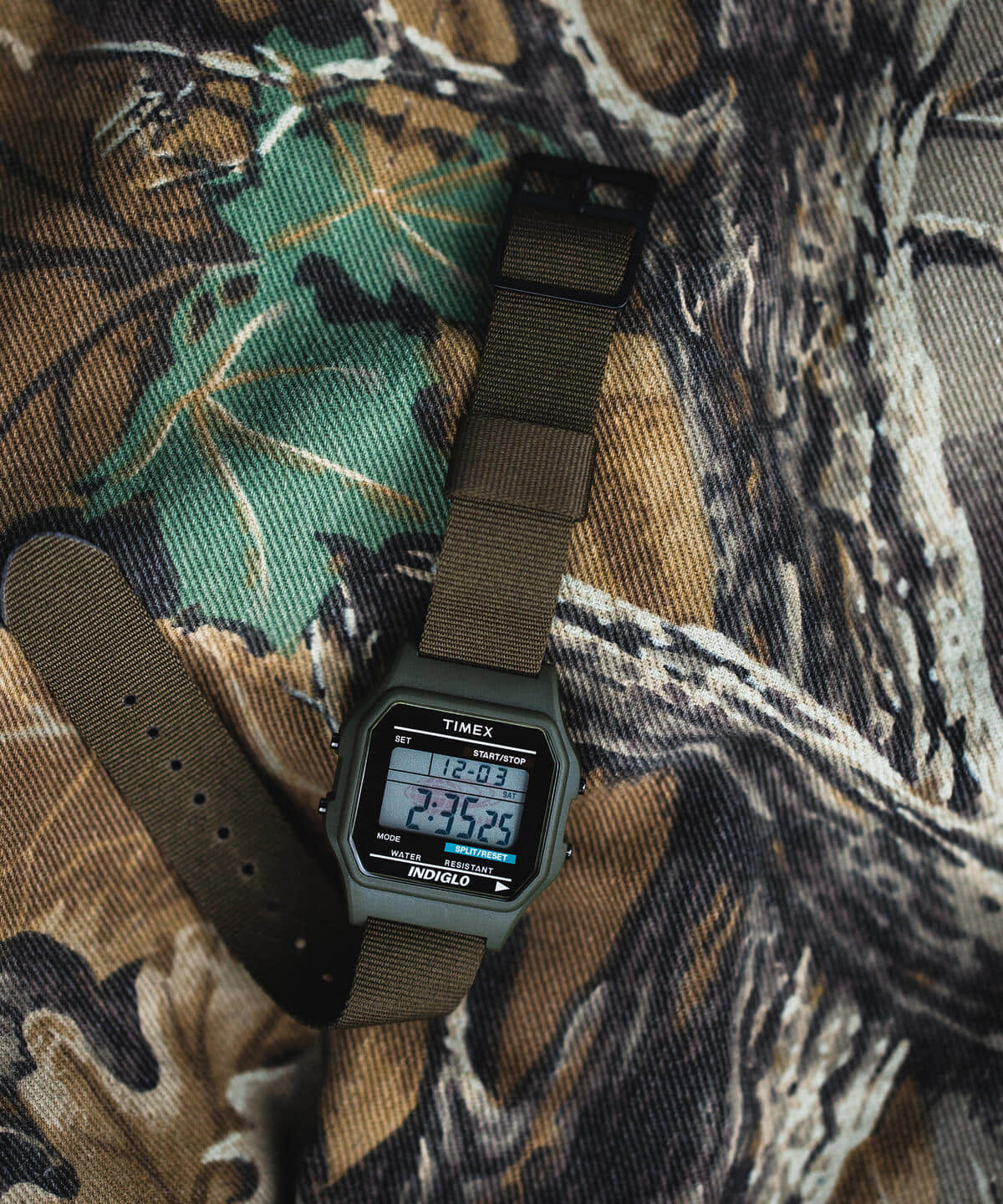 TIMEX × BEAMS / 別注MILITARY DIGITAL WATCH