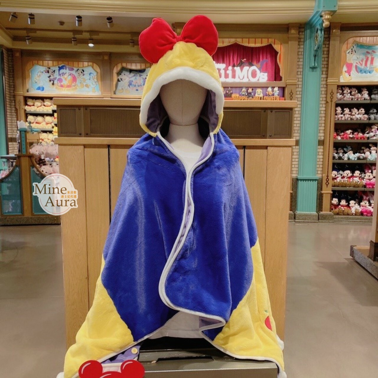 (現貨) 白雪公主 Snow-white 連帽造型 披肩 毛毯 可摺疊收納 -上海迪士尼樂園