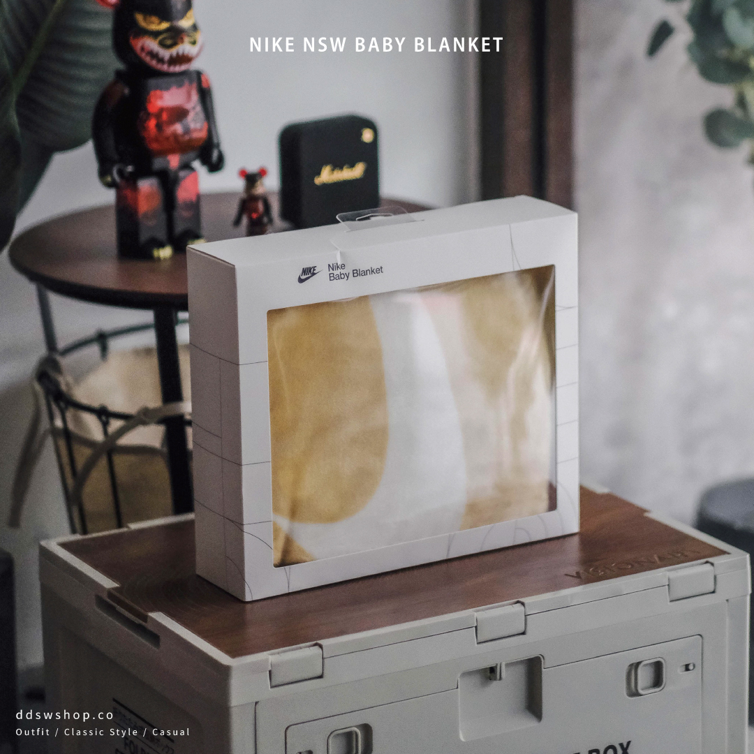 Nike NSW Baby Blanket 毛毯 棉被 小毯子 毛茸茸 大勾 標語 奶油黃