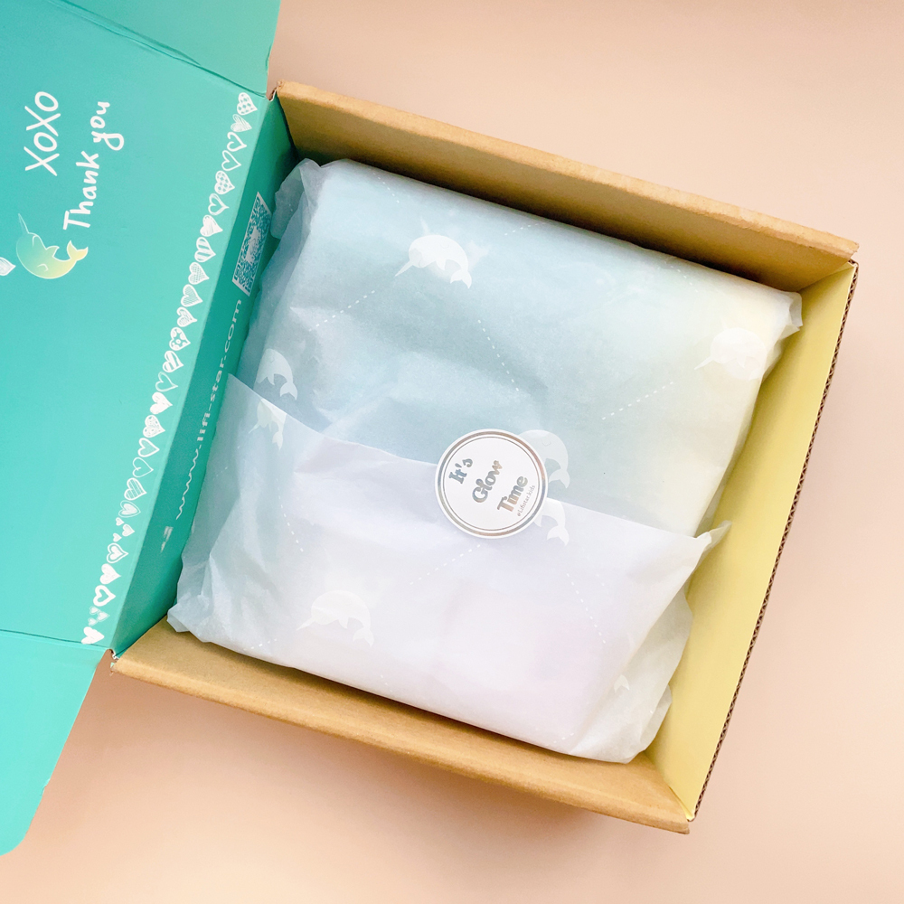 贈禮包裝(雪梨紙+雷射貼紙)