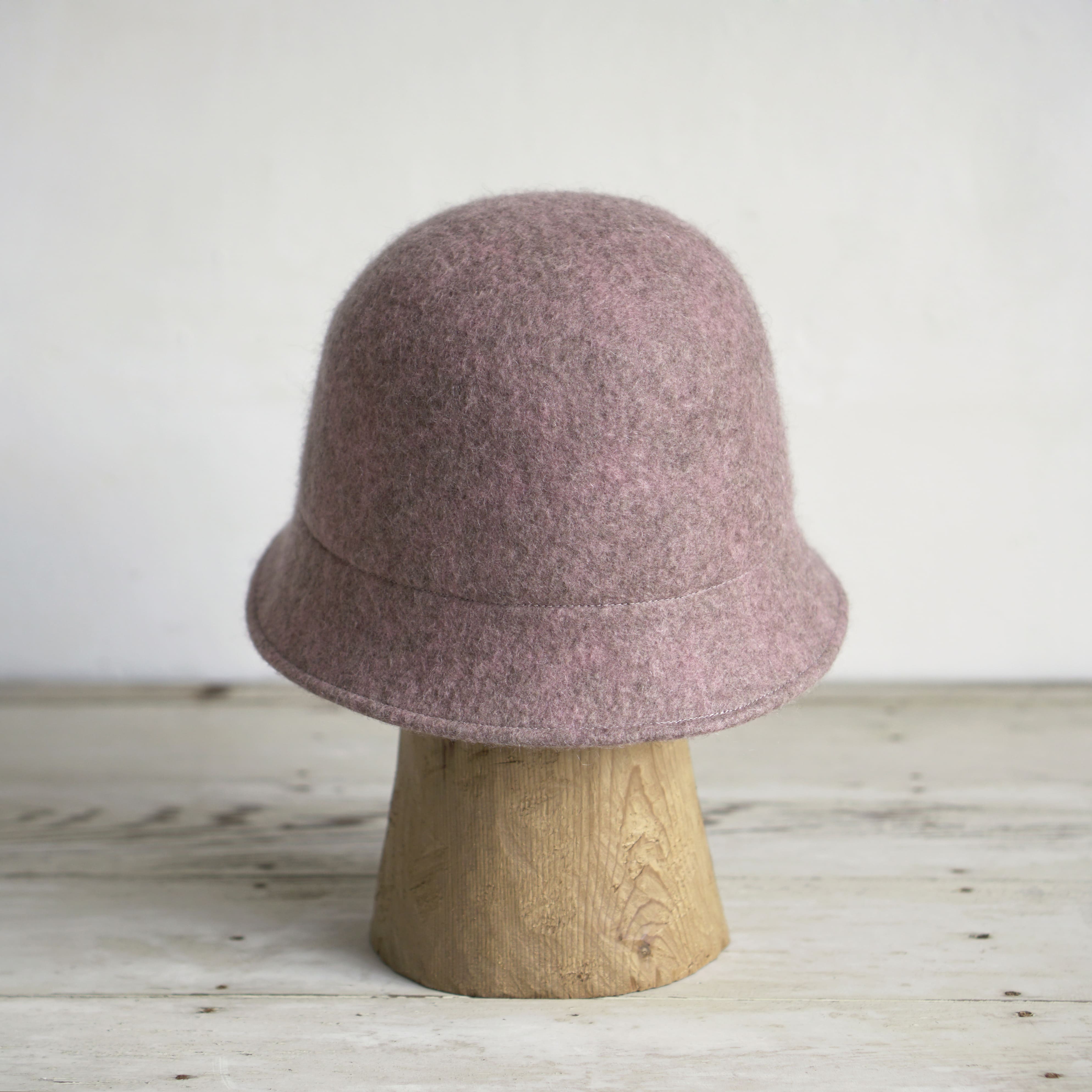 犛牛絨毛氈鐘型帽- 灰粉｜中國藏區