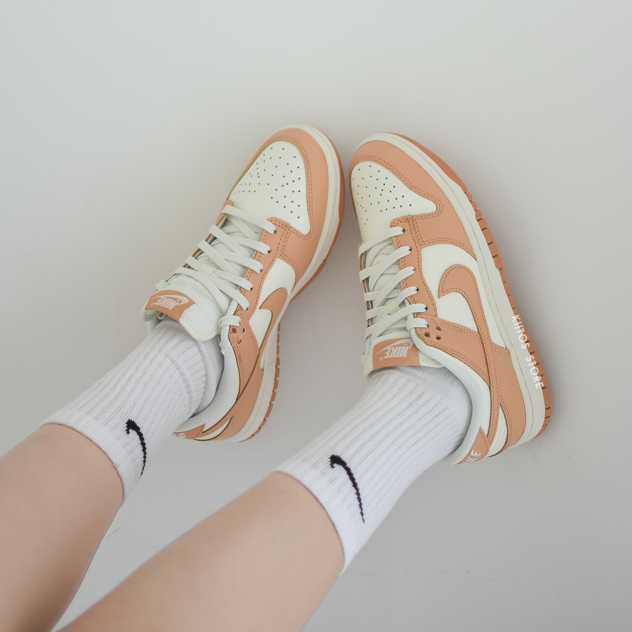 Nike Dunk Low 泰奶茶色