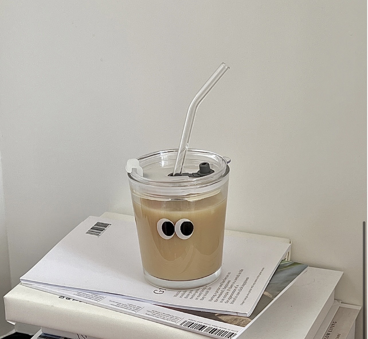 《1480》眼睛玻璃杯附吸管+蓋子300ml