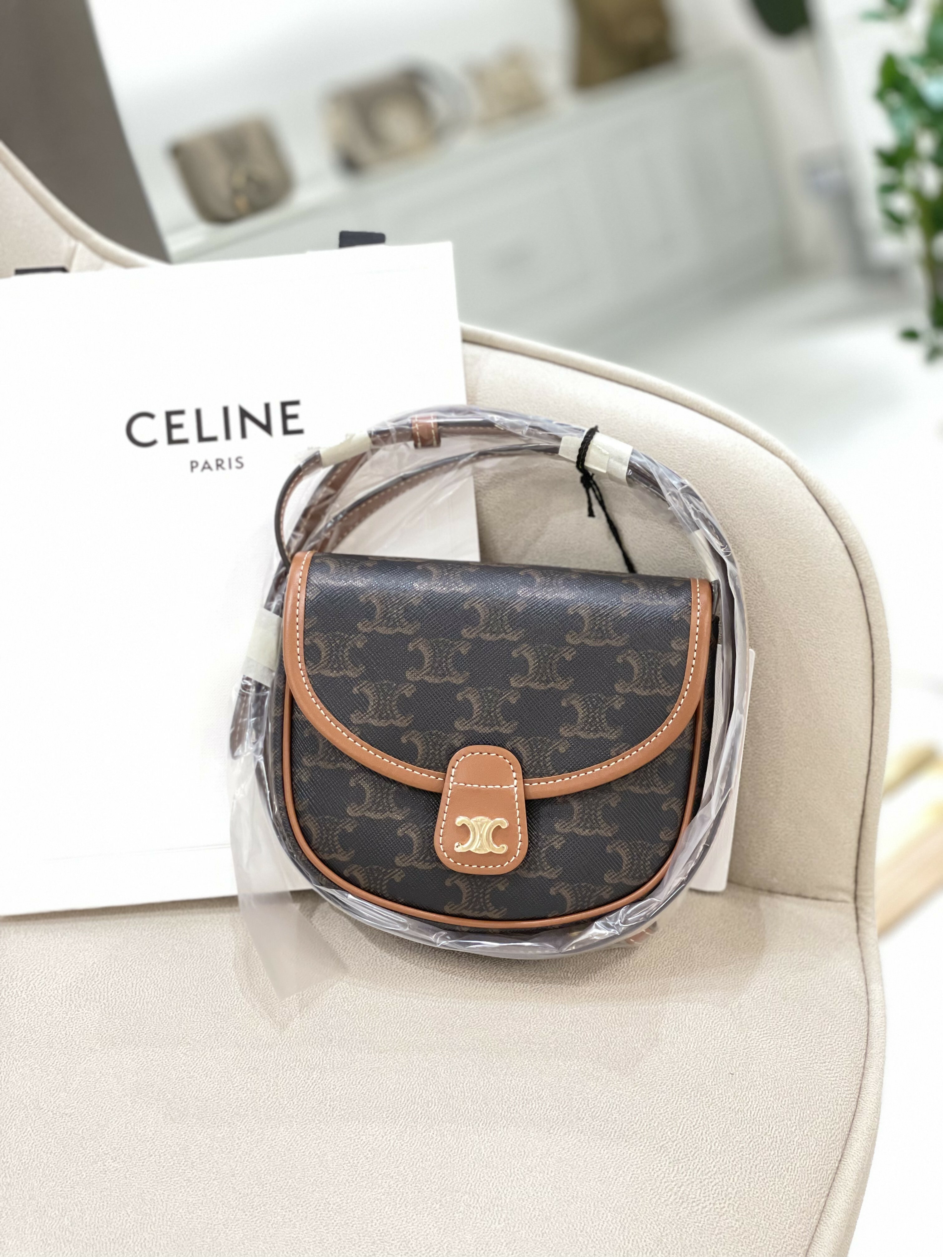 CELINE Mini Besace