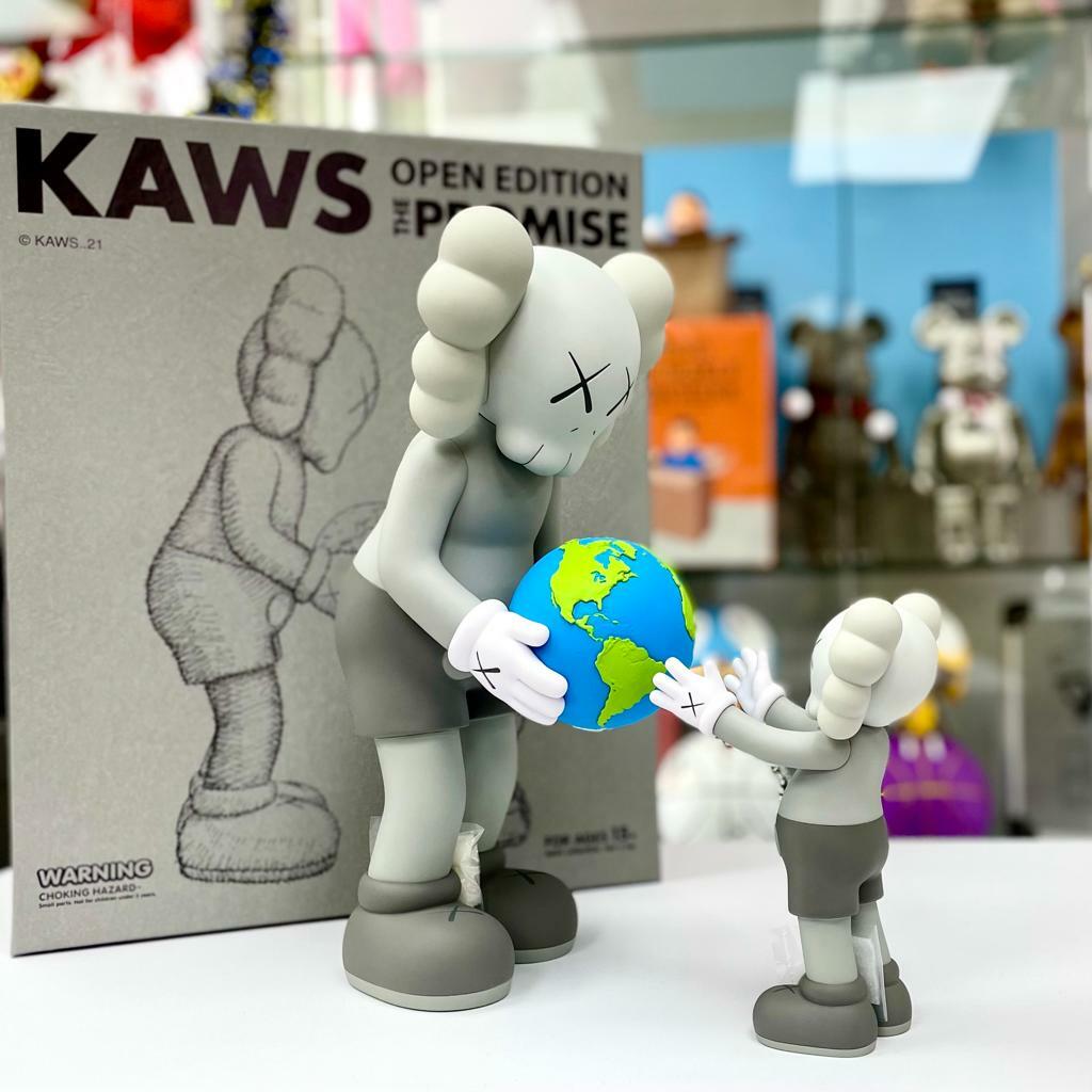 Set of 3 KAWS THE PROMISE (Brown / Grey / Black)