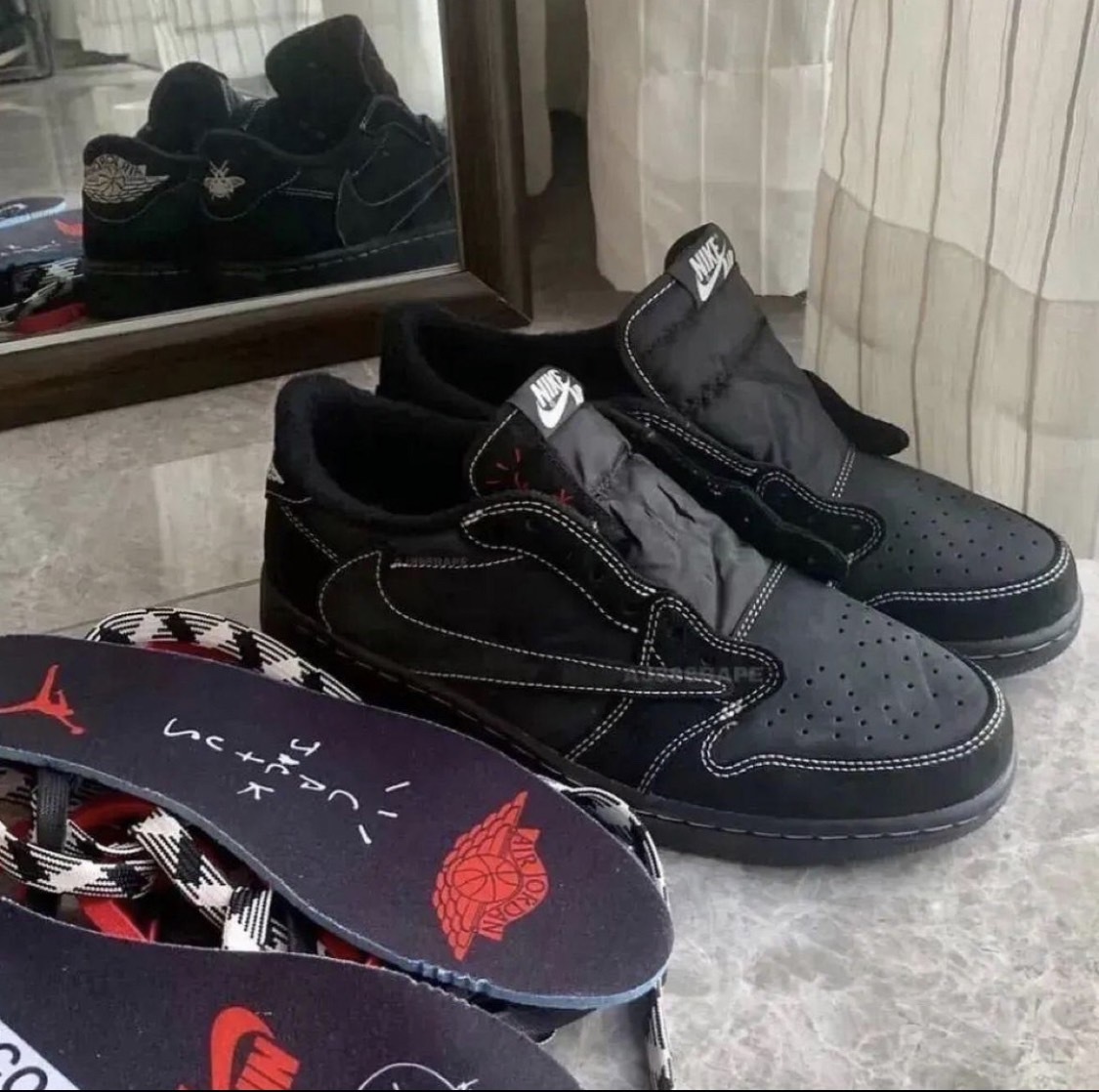 Travis Scott x Air Jordan 1 Low OG SP「Black Phantom」全黑倒