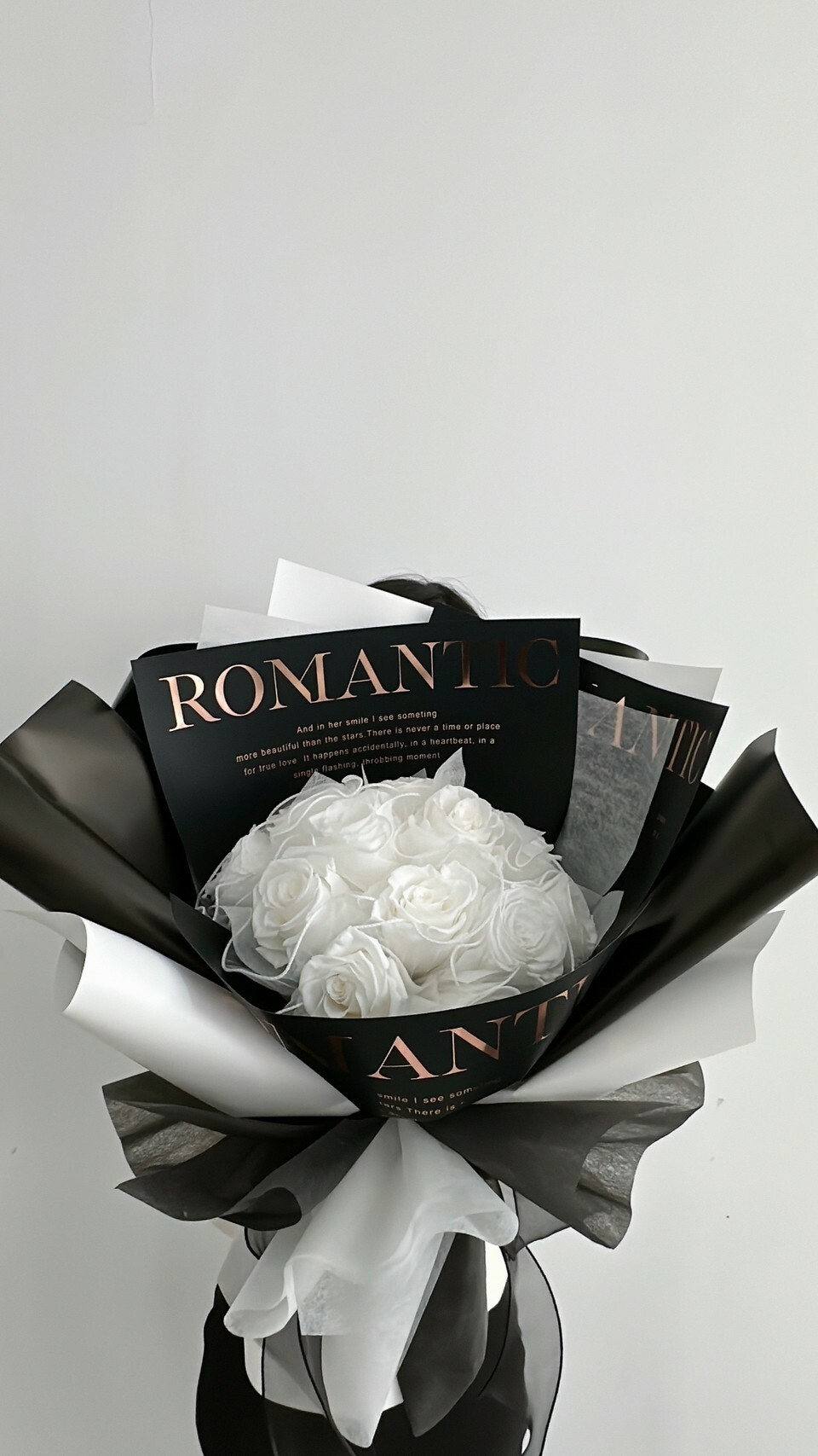 白玫瑰花束-黑金文字風