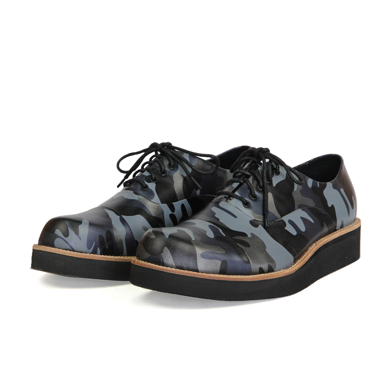 Wine Cup M1127 Camo Blue Leather Sneakers