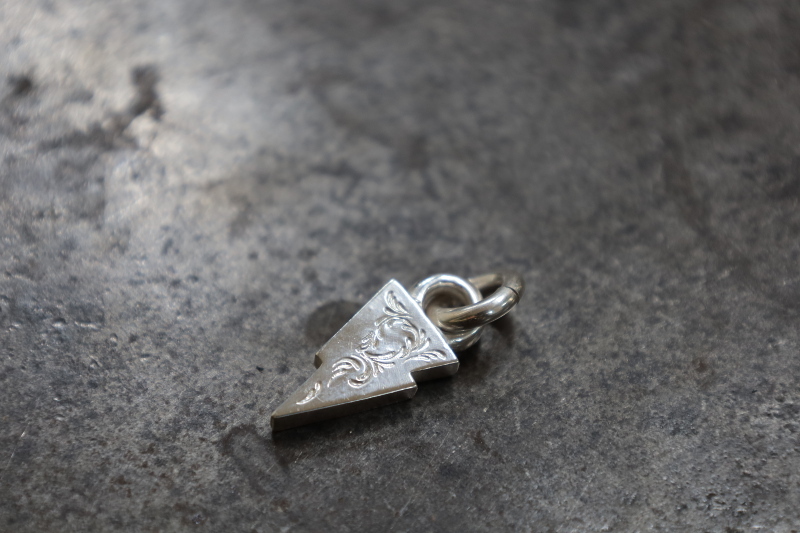 SE-992 稲妻top/scroll