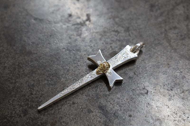 SE-987 stake cross大/K18 skull/scroll