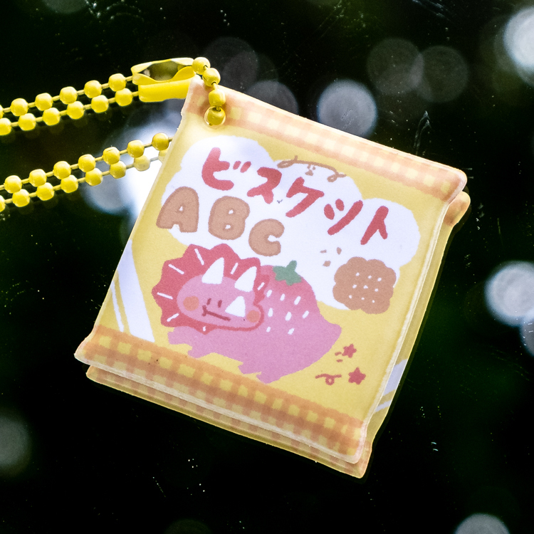 狗狗的小跳步，繪蹦砰｜扁扁吊飾｜黃色餅乾