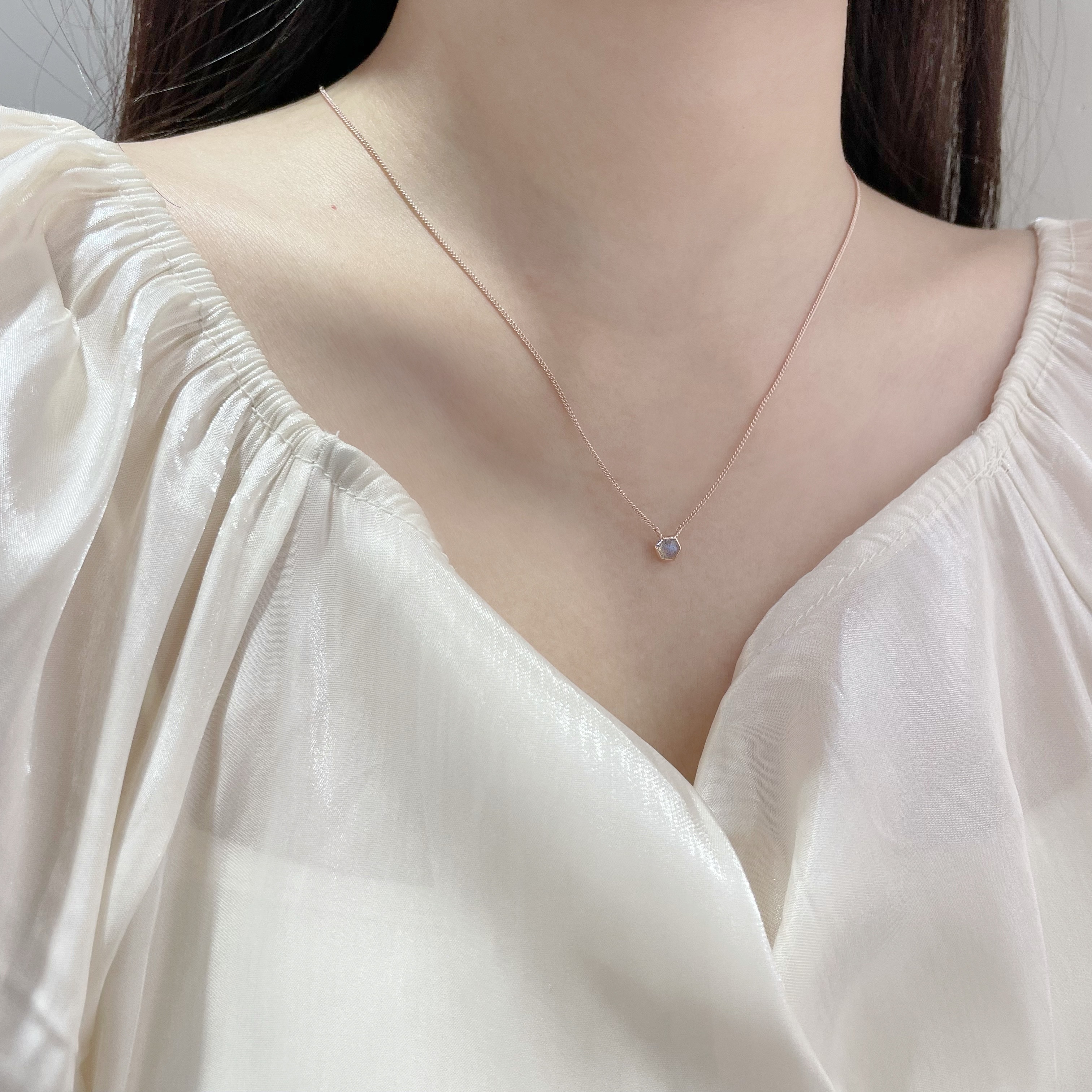 六邊形玫瑰切割拉長石項鍊