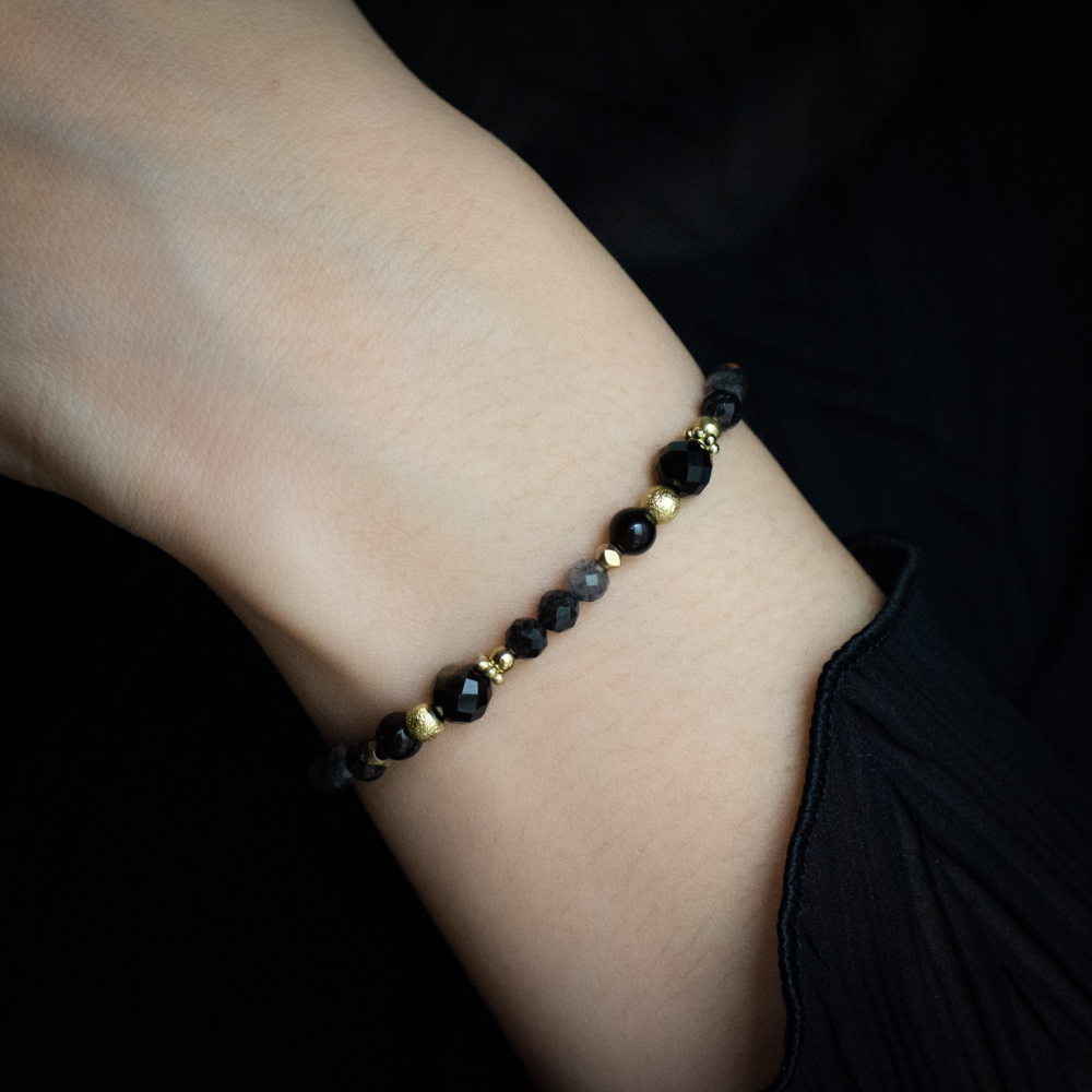 Crystal bracelet｜C1464-Secrets of Black Velvet