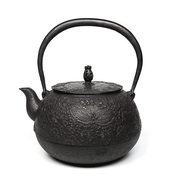 【薰山工房】珠玉型 櫻 鐵壺1.6L