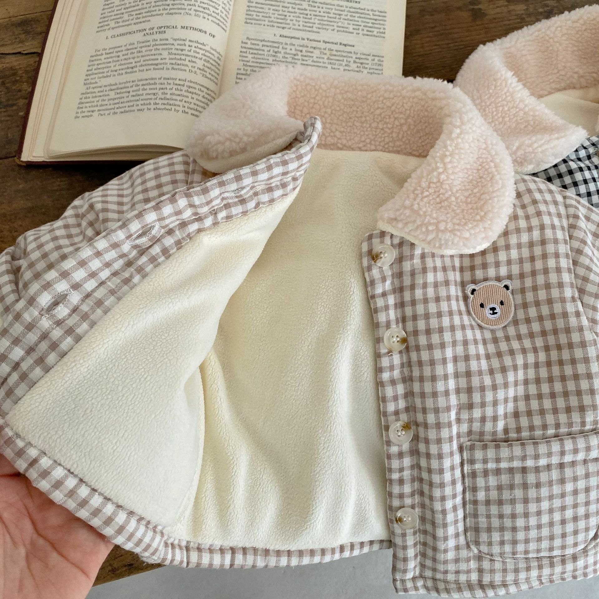 T18BN_FW22🤎🐻棕色圓碌碌熊格仔厚棉外套