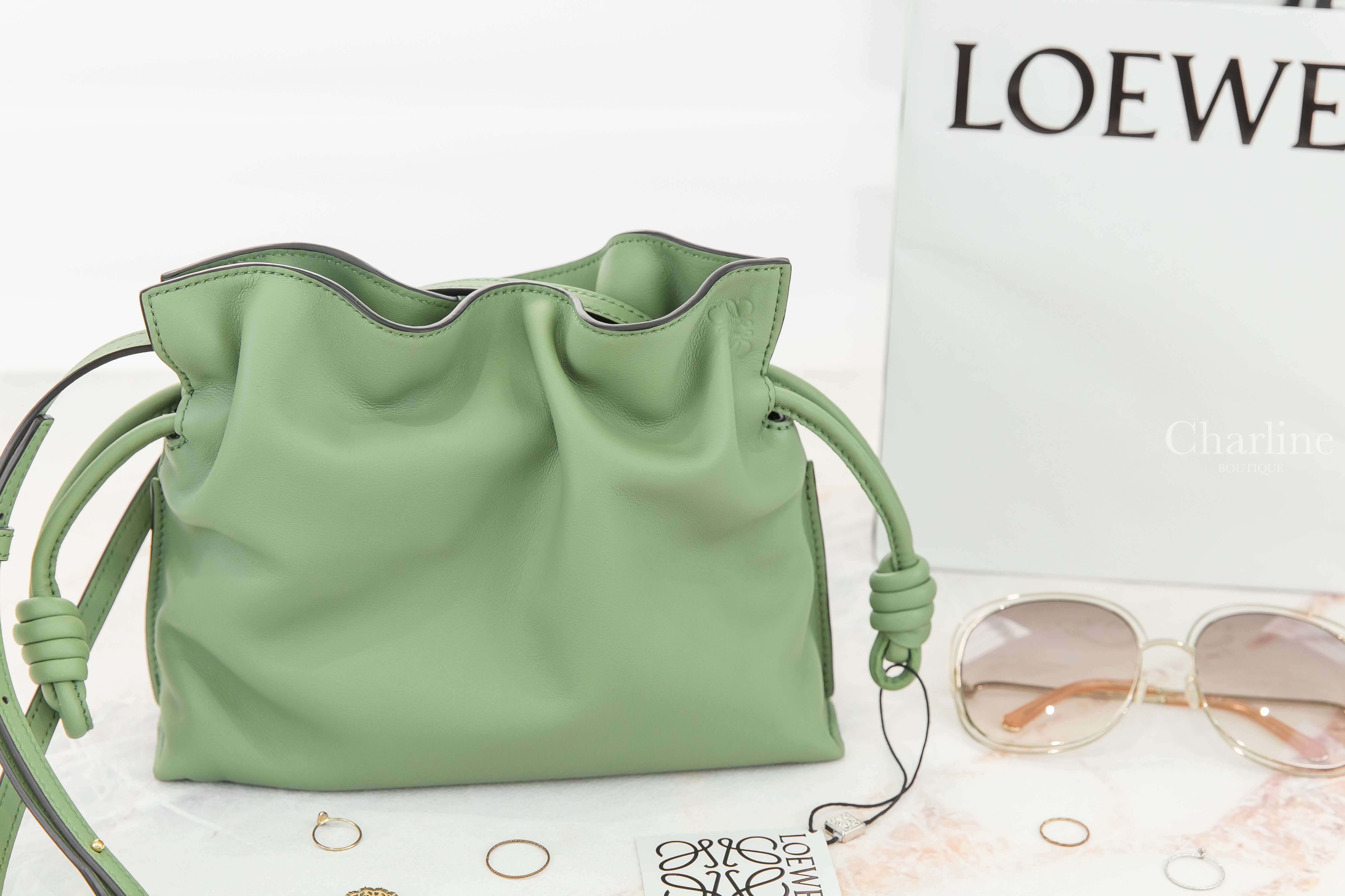 Loewe Mini Flamenco Clutch In Nappa Calfskin 迷迭香綠小牛皮迷你束口肩背手拿包